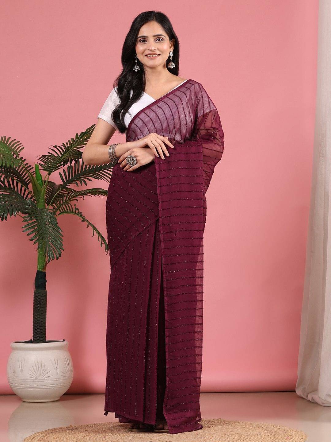     			Pionex Chiffon Self Design Banarasi saree With Unstitched Blouse Piece ( Maroon )