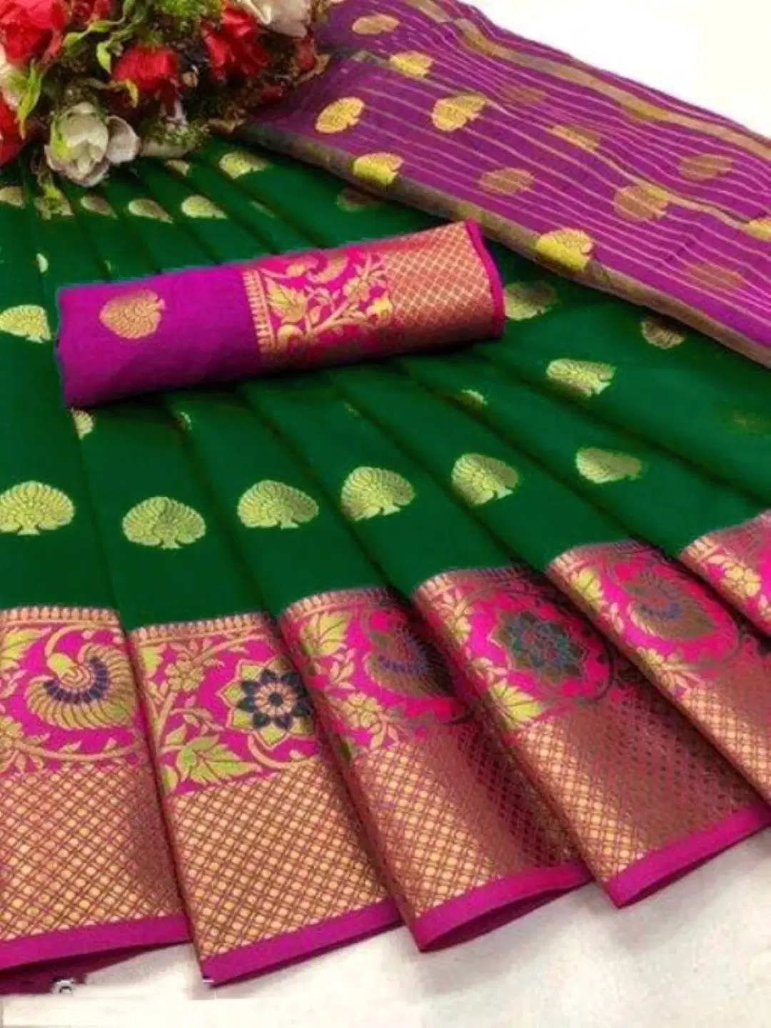     			Pionex Cotton Silk Woven Banarasi saree With Unstitched Blouse Piece ( Green )