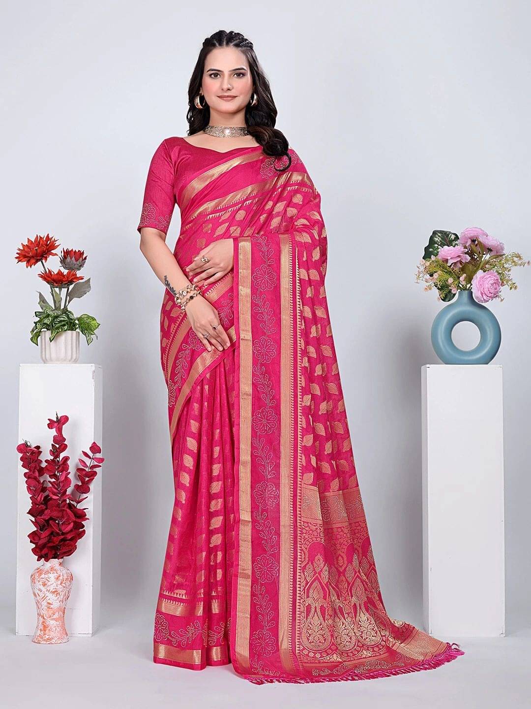Pionex Georgette Woven Banarasi saree With Unstitched Blouse Piece ( Pink ) Pionex Georgette Woven Banarasi saree With Unstitched Blouse Piece ( Pink )
