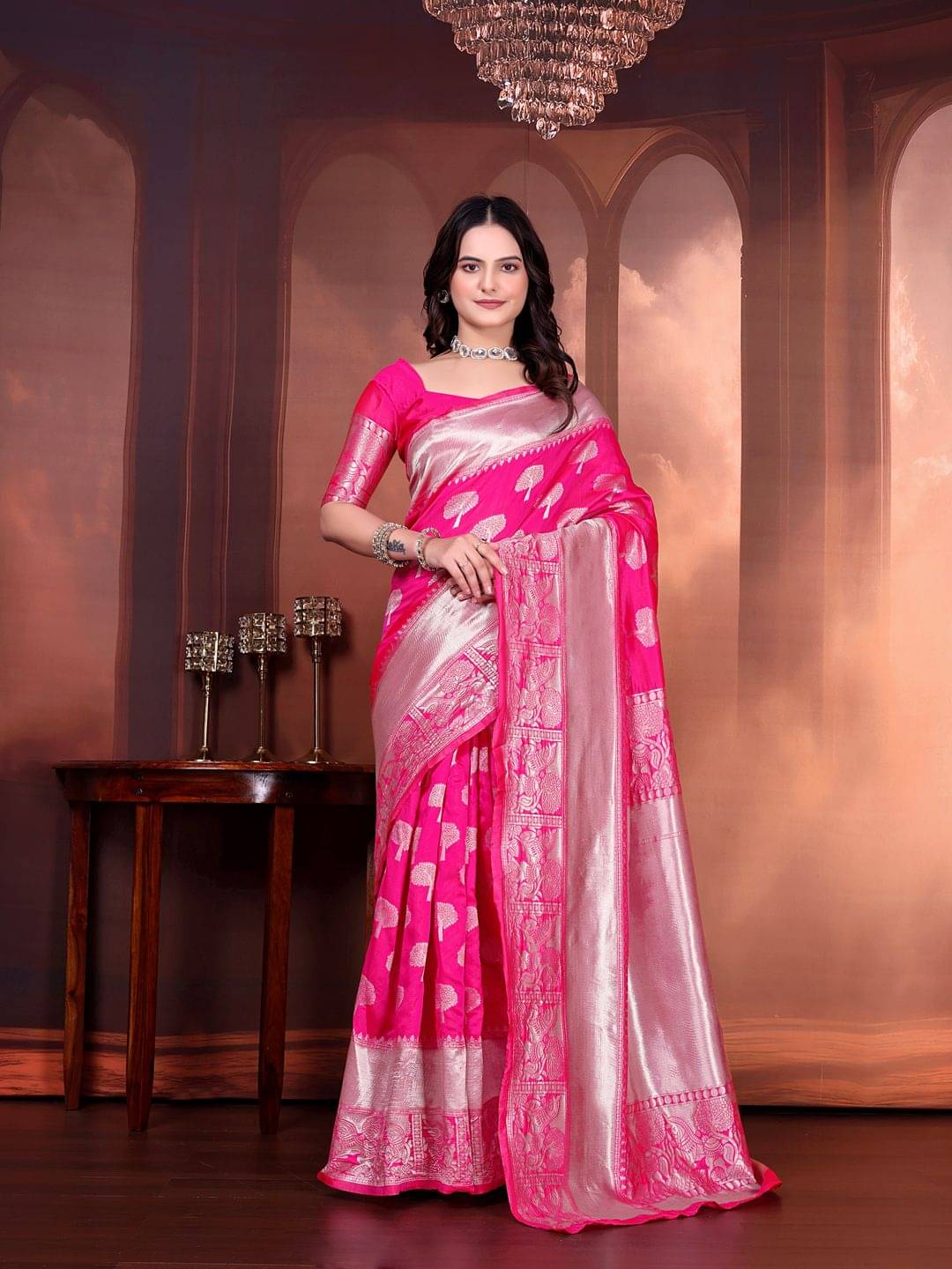     			Pionex Jacquard Woven Design Banarasi saree With Unstitched Blouse Piece ( Pink )
