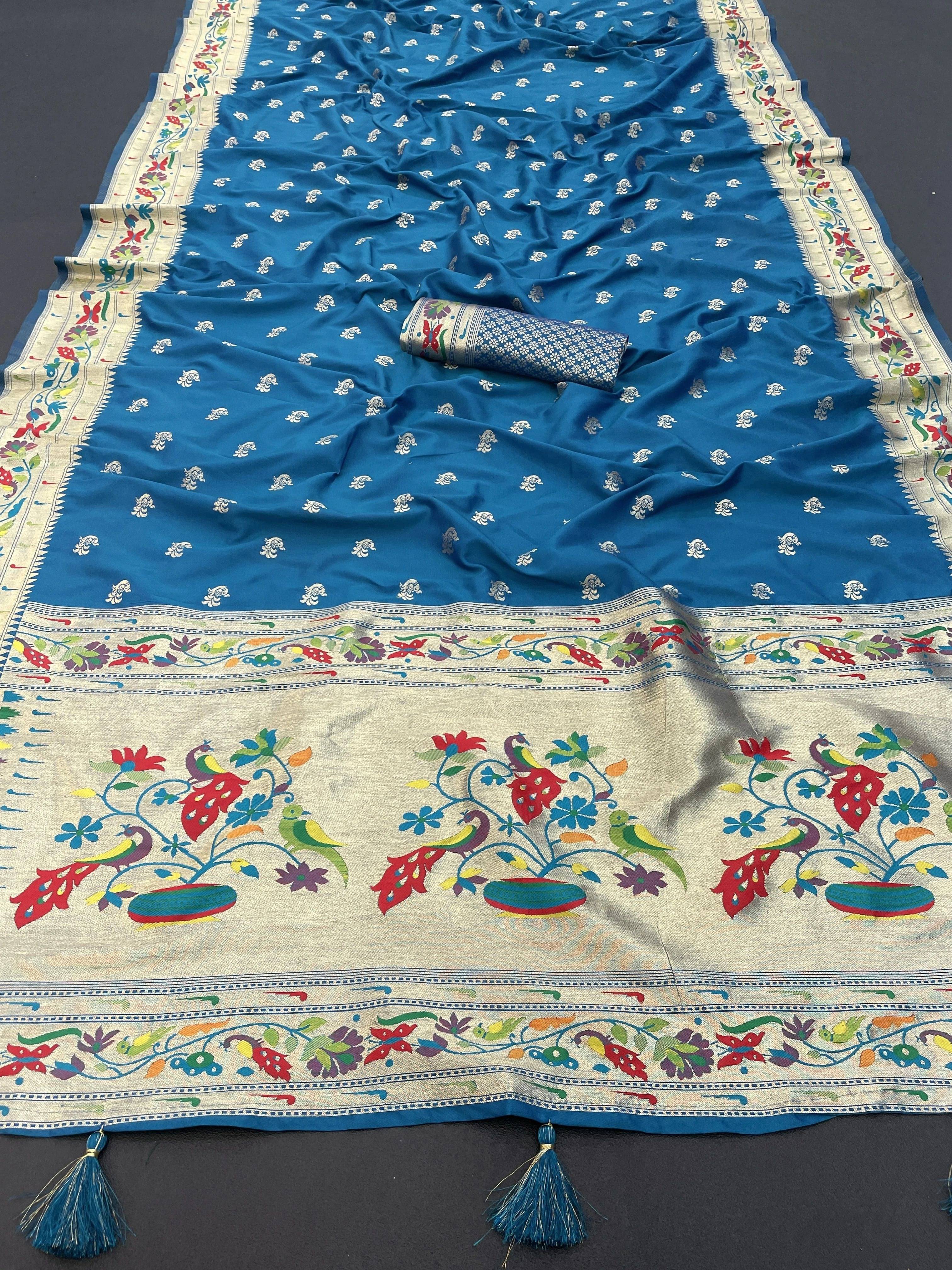 Pionex Jacquard Woven Paithani Sarees With Unstitched Blouse Piece ( Light Blue ) Pionex Jacquard Woven Paithani Sarees With Unstitched Blouse Piece ( Light Blue )