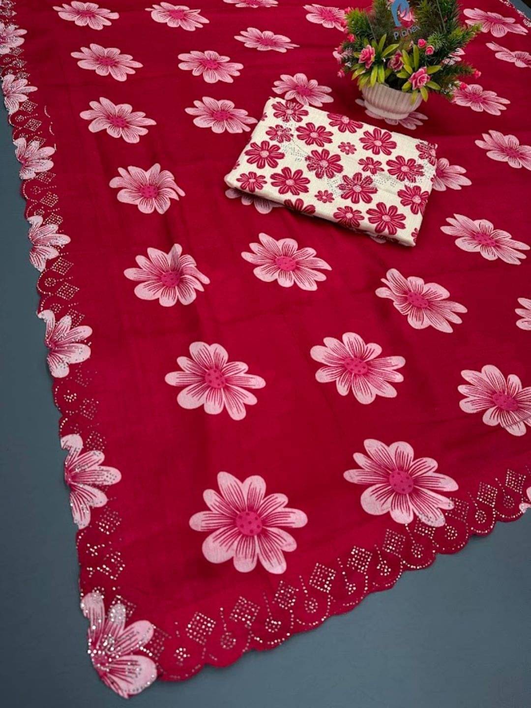     			Pionex Silk Blend Printed Regular Saree With Unstitched Blouse Piece ( Pink )