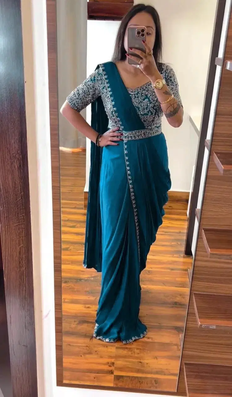 Pionex Silk Embroidered Regular Saree With Stitched Blouse ( Navy Blue ) Pionex Silk Embroidered Regular Saree With Stitched Blouse ( Navy Blue )