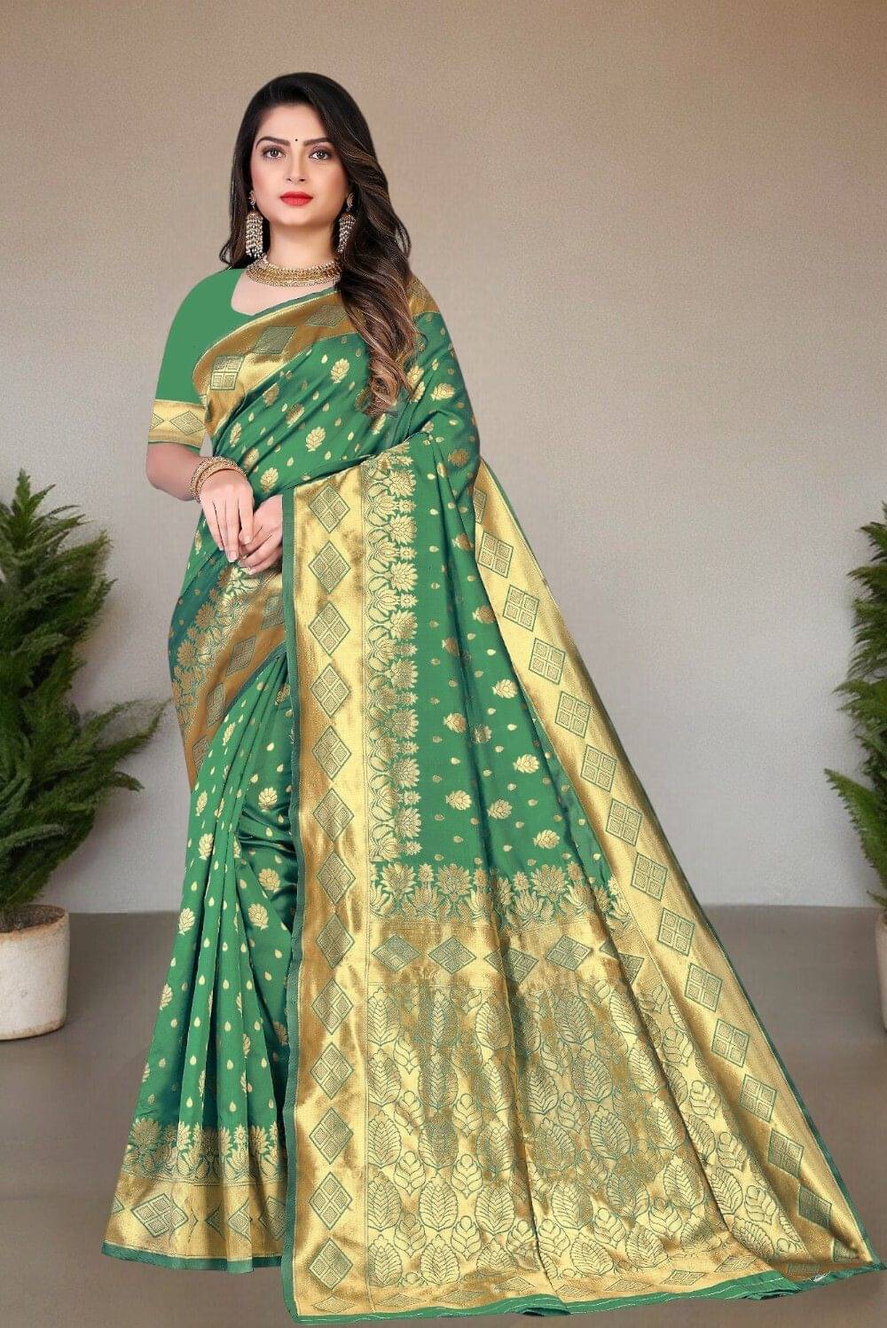 Pionex Silk Woven Banarasi saree With Unstitched Blouse Piece ( Green ) Pionex Silk Woven Banarasi saree With Unstitched Blouse Piece ( Green )