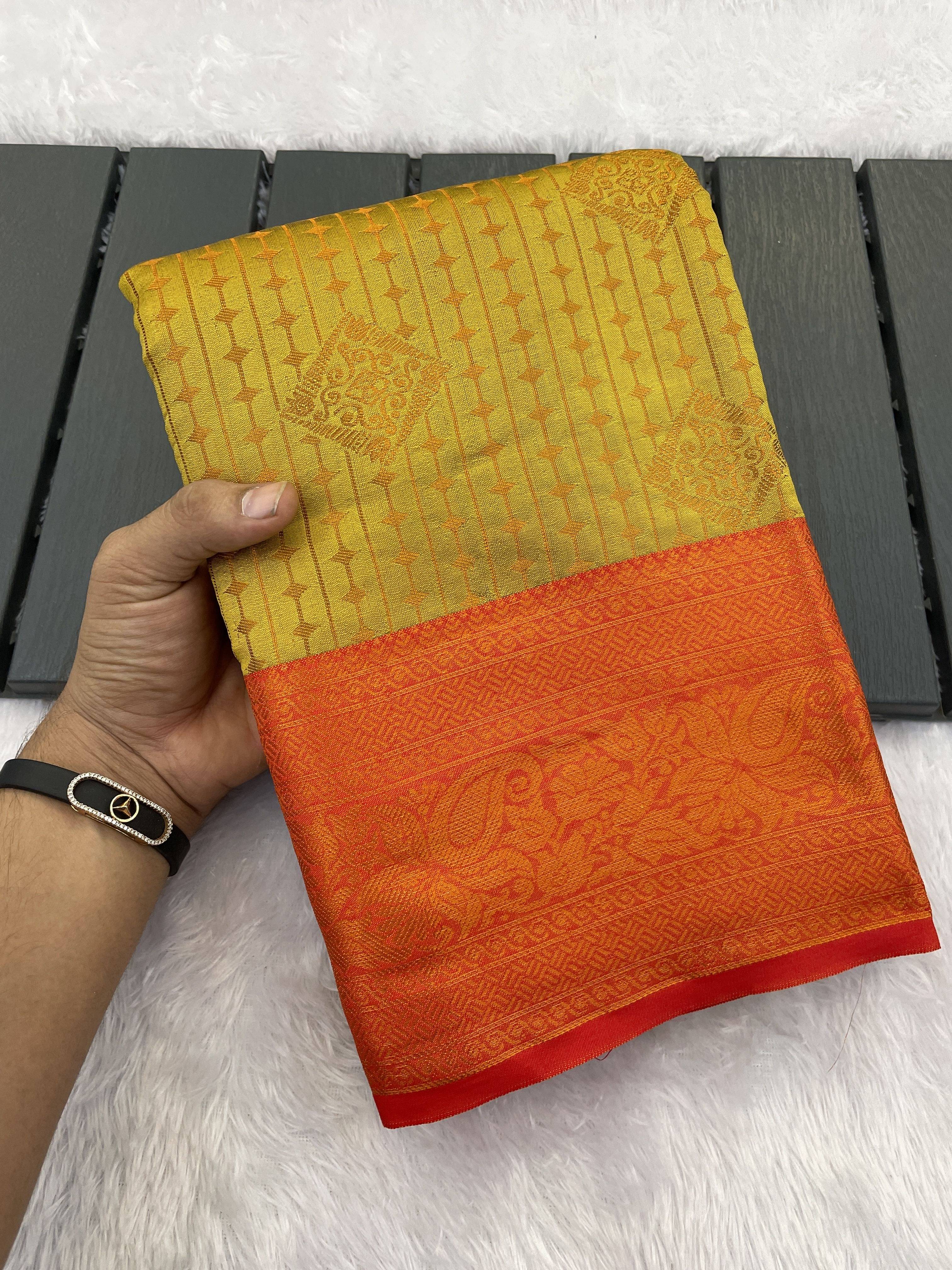 Pionex Silk Woven Kanjeevaram Sarees With Unstitched Blouse Piece ( Light Green ) Pionex Silk Woven Kanjeevaram Sarees With Unstitched Blouse Piece ( Light Green )