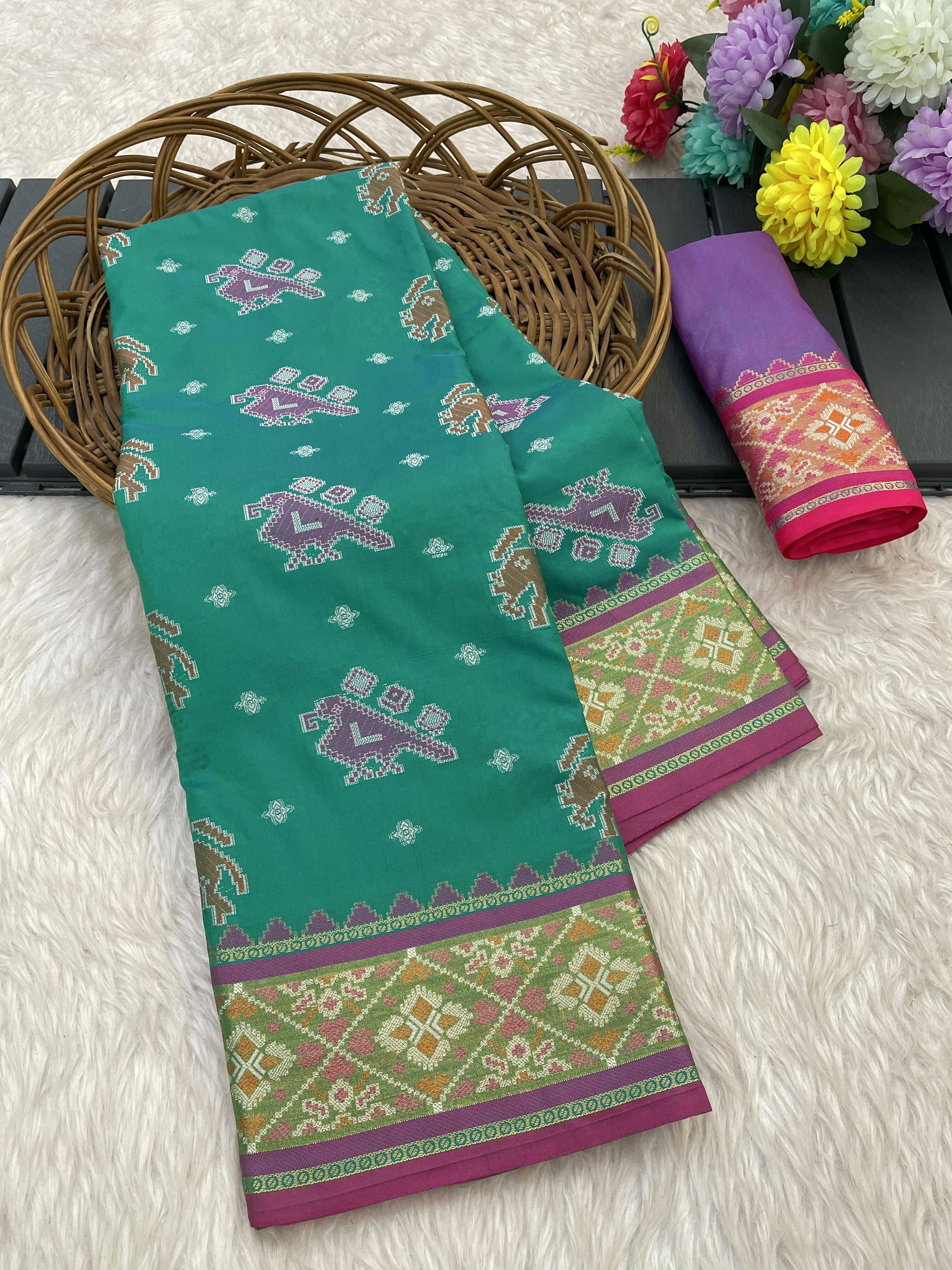     			Pionex Silk Woven Patola Saree With Unstitched Blouse Piece ( Light Blue )