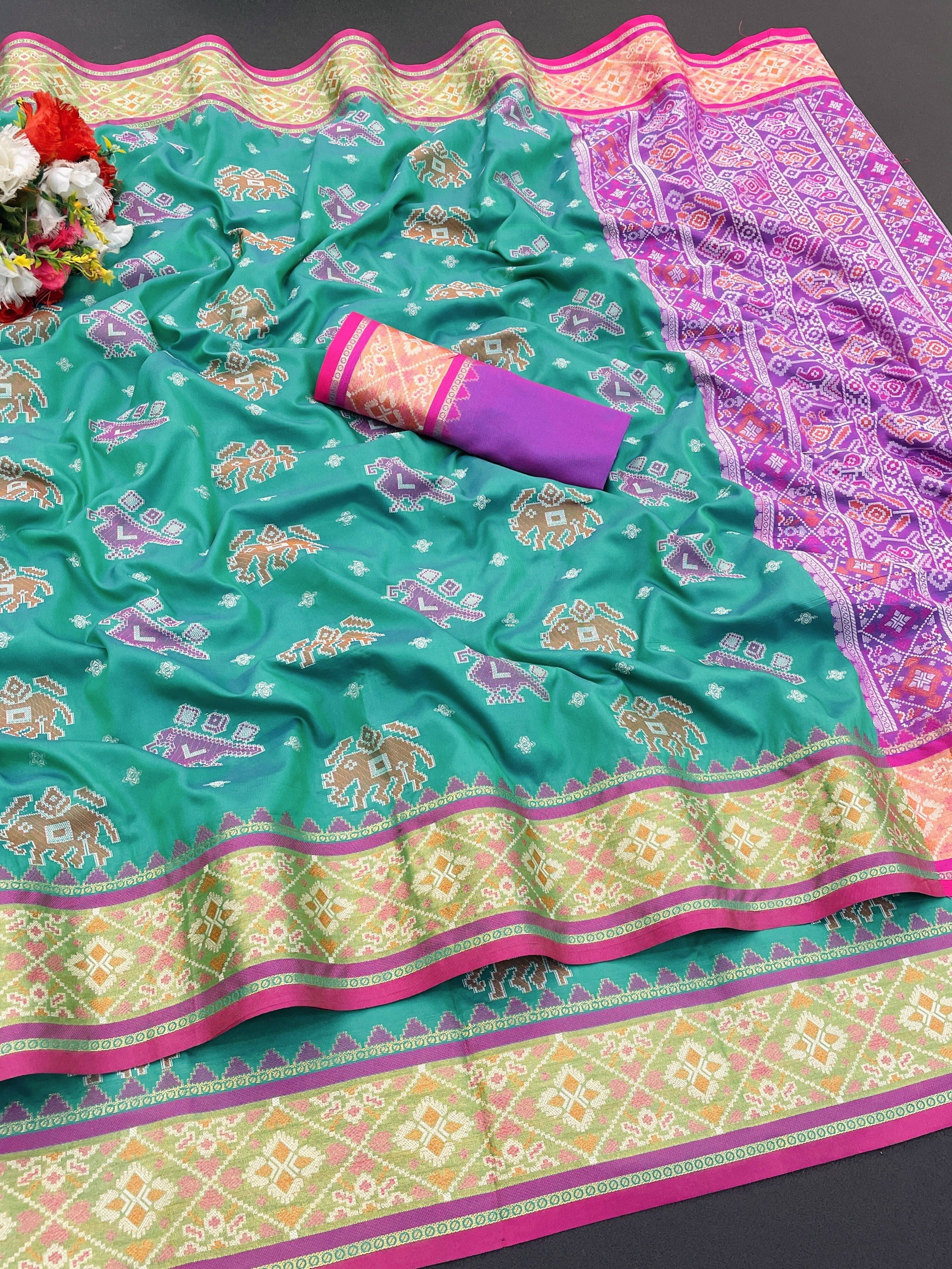     			Pionex Silk Woven Patola Saree With Unstitched Blouse Piece ( Light Blue )