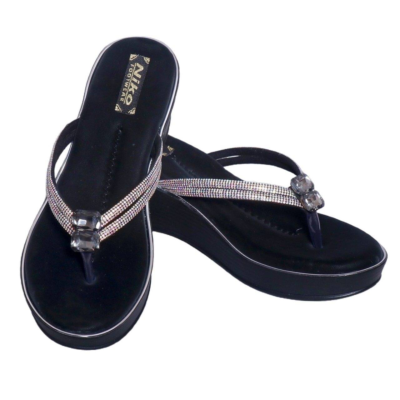 niko Black Women's Slip On Heels niko Black Women's Slip On Heels