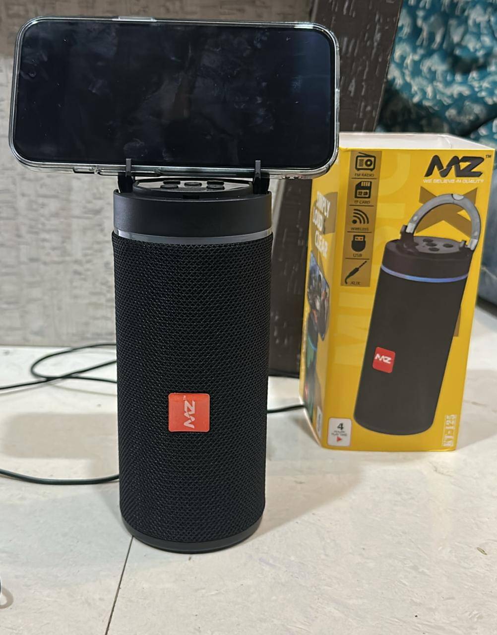     			B M PowerTech Bluetooth Speaker 20 W Bluetooth Speaker Bluetooth V 5.1 with USB,SD card Slot,Call function Playback Time 10 hrs Assorted