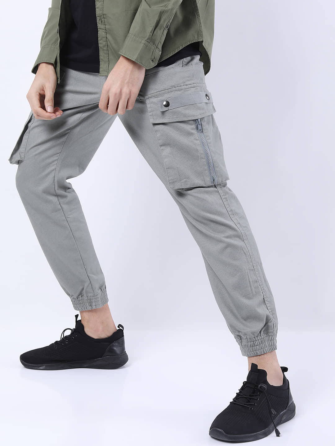 Highlander Slim Men's Joggers - Grey ( Pack of 1 ) - Trousers | Buy online on ZillyBuy