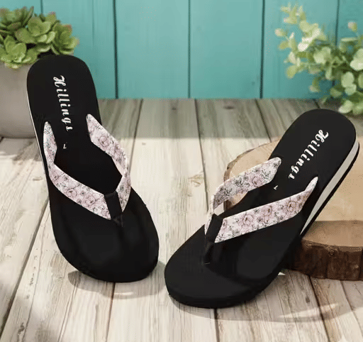     			MANNU COOPERATION Black Women's Daily Slipper