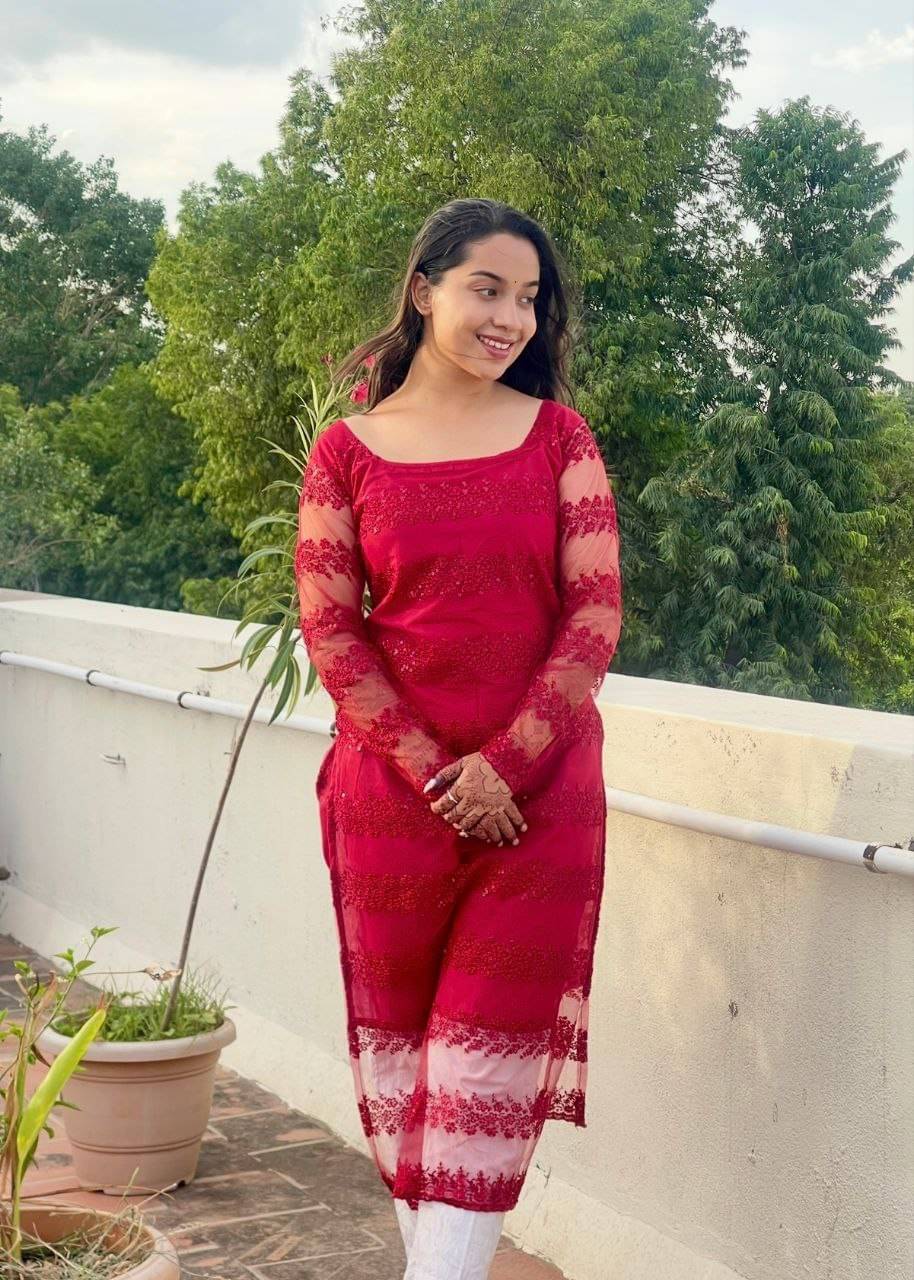     			OSHTI Women Net Solid A-line Kurti ( Red )