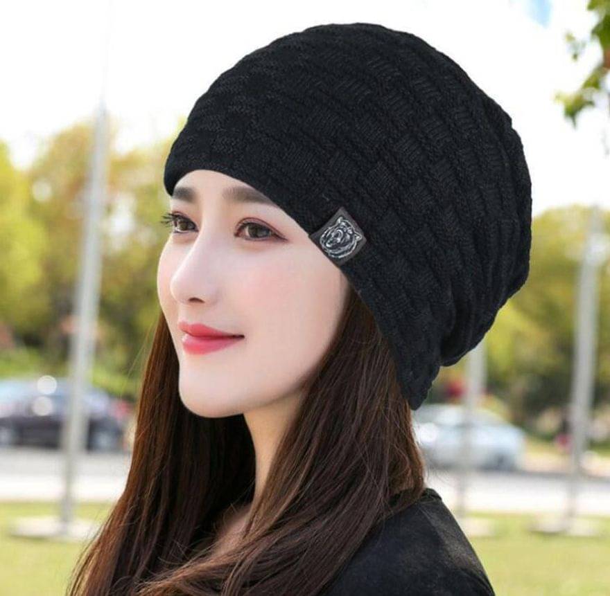 Rigzy Black Woollen Women's Cap ( Pack of 1 ) Rigzy Black Woollen Women's Cap ( Pack of 1 )