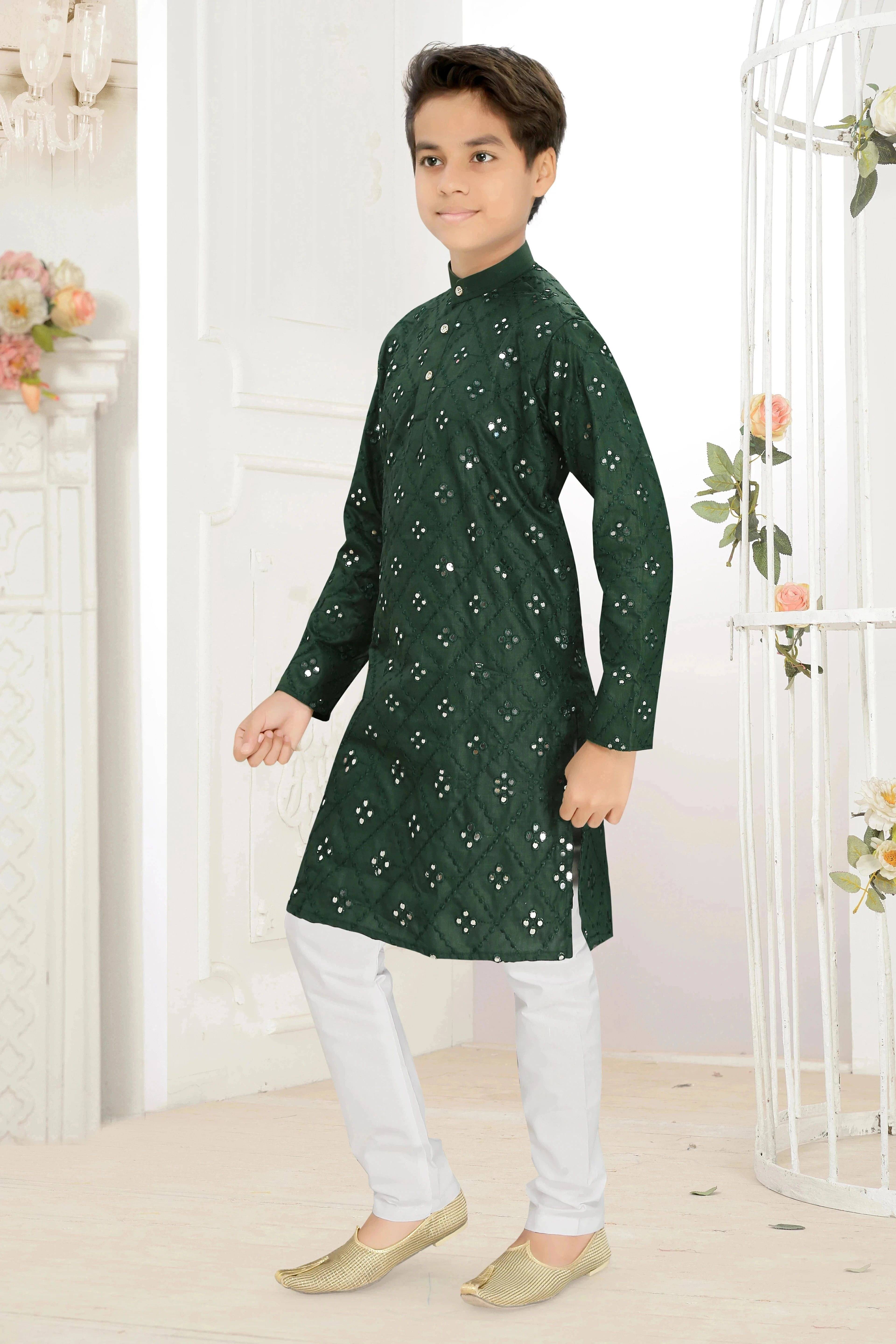 Valaki Boys Cotton Blend Green Kurta Pyjama Set ( Pack of 1 ) Valaki Boys Cotton Blend Green Kurta Pyjama Set ( Pack of 1 )