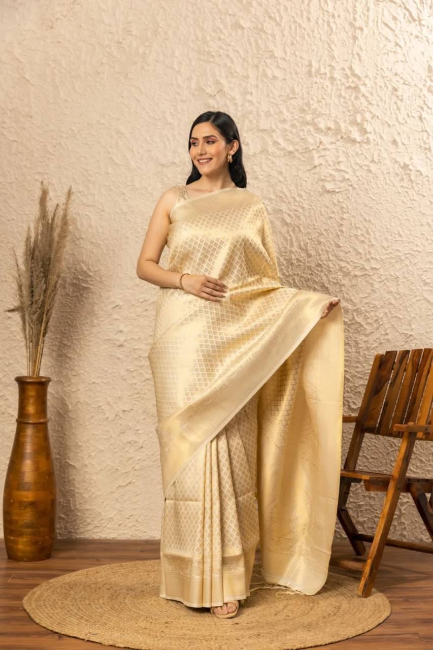 ANAND SAREES Jacquard Woven Design Banarasi saree With Unstitched Blouse Piece ( White ) ANAND SAREES Jacquard Woven Design Banarasi saree With Unstitched Blouse Piece ( White )