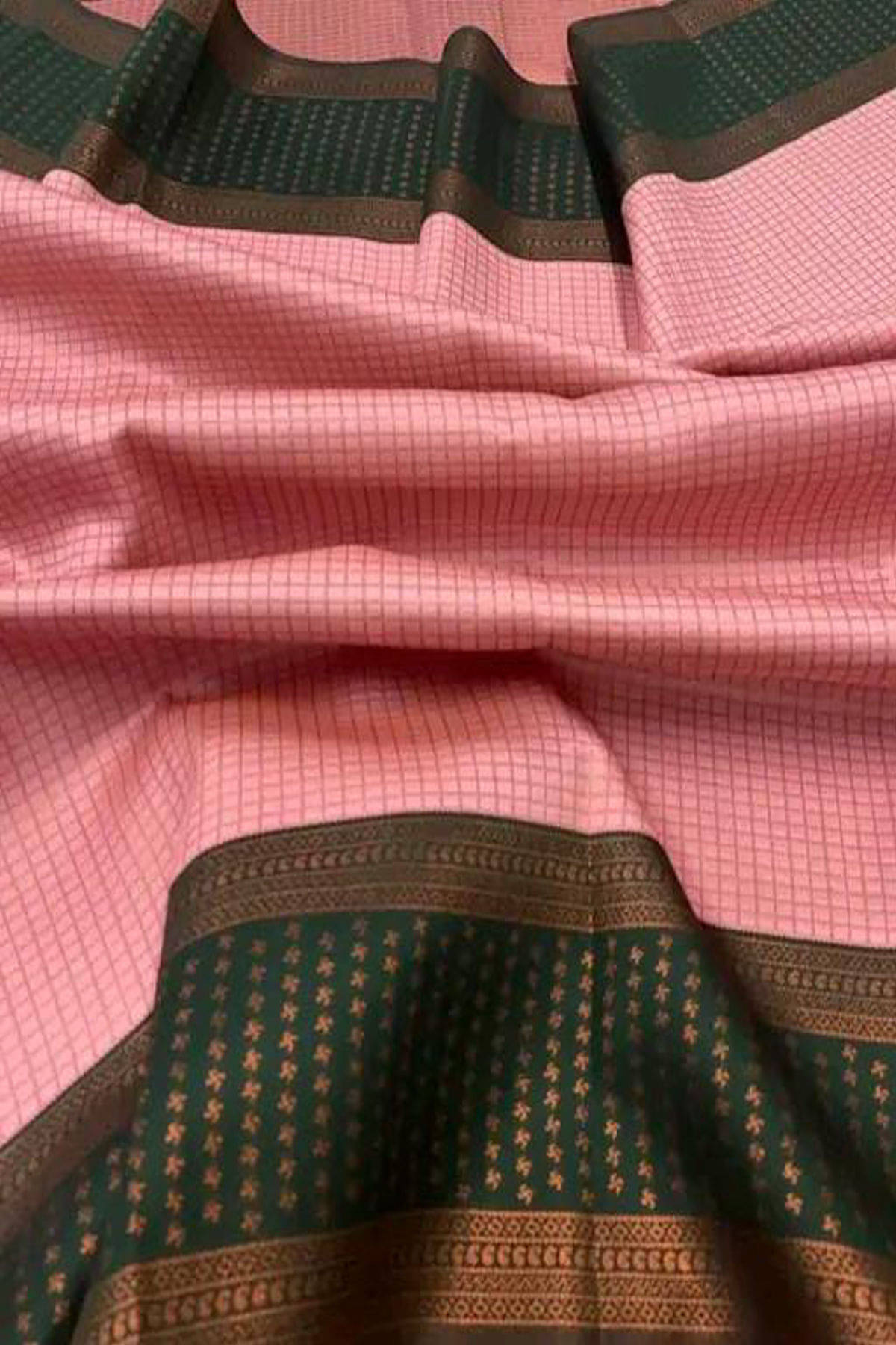 LUXEWOVEN Art Silk Woven Design Banarasi saree With Unstitched Blouse Piece ( Pink ) LUXEWOVEN Art Silk Woven Design Banarasi saree With Unstitched Blouse Piece ( Pink )