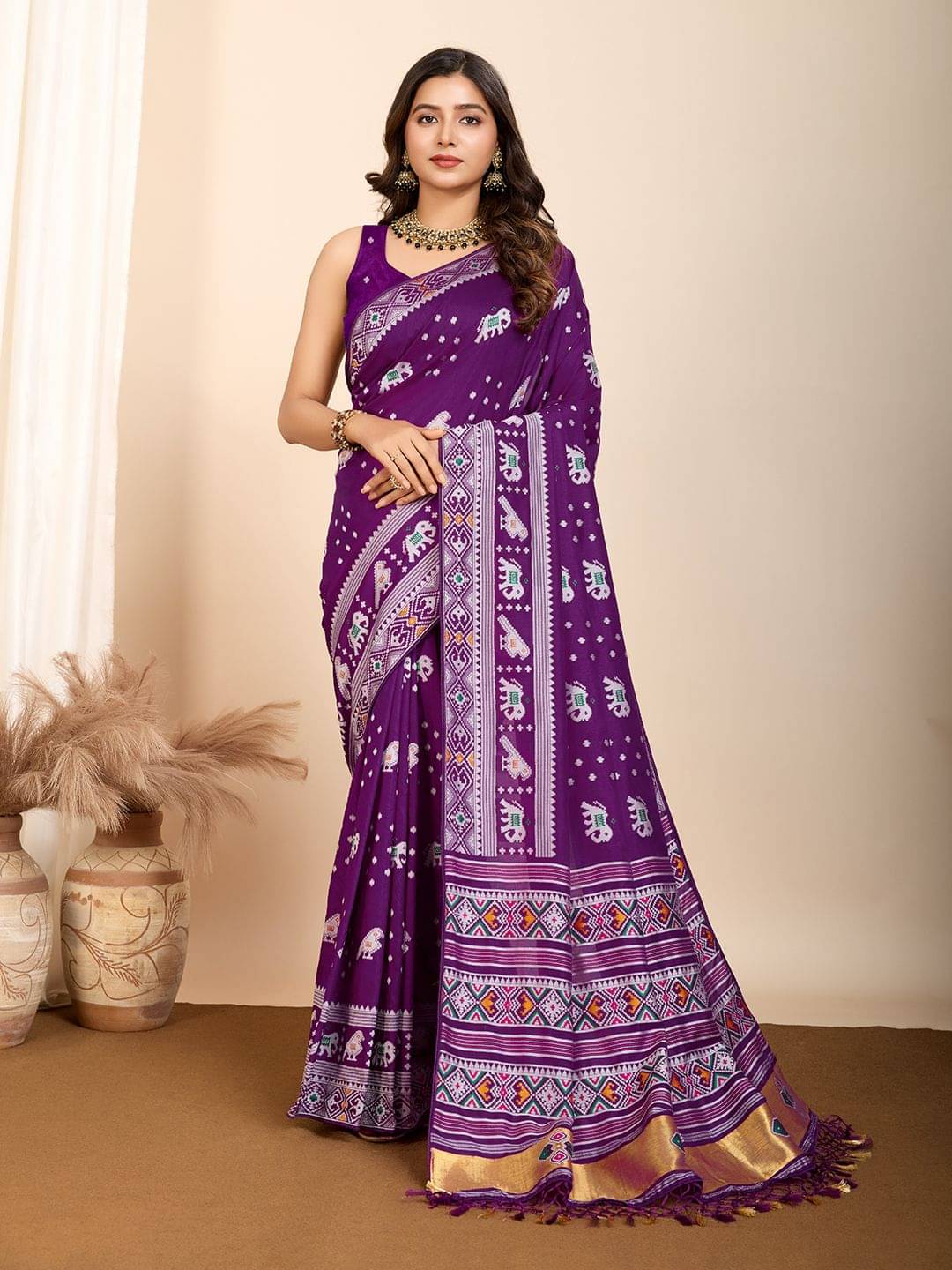     			dravya womens Cotton Blend Printed Banarasi saree With Unstitched Blouse Piece ( Purple )