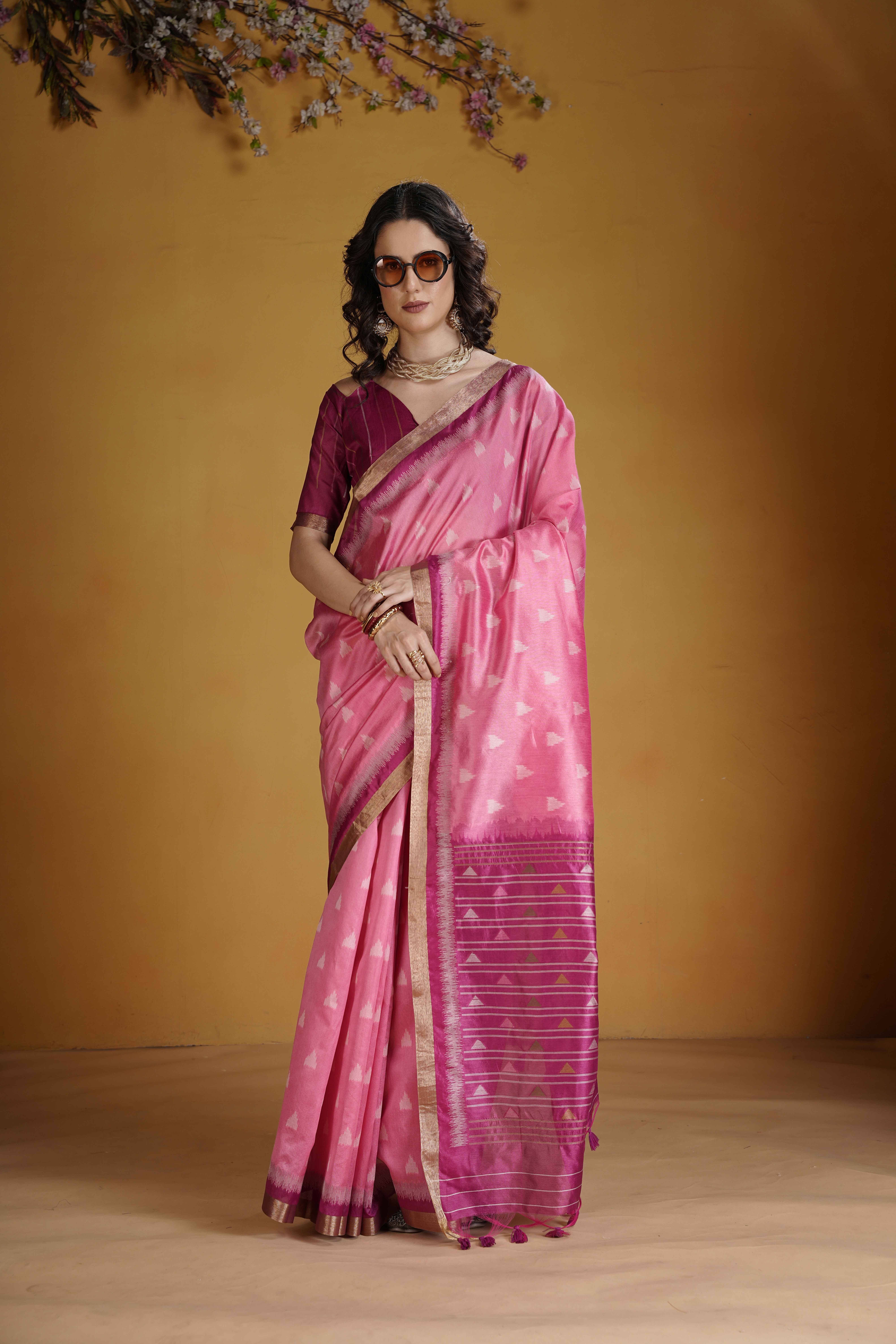 dravya womens Jacquard Woven Banarasi saree With Unstitched Blouse Piece ( Pink ) dravya womens Jacquard Woven Banarasi saree With Unstitched Blouse Piece ( Pink )