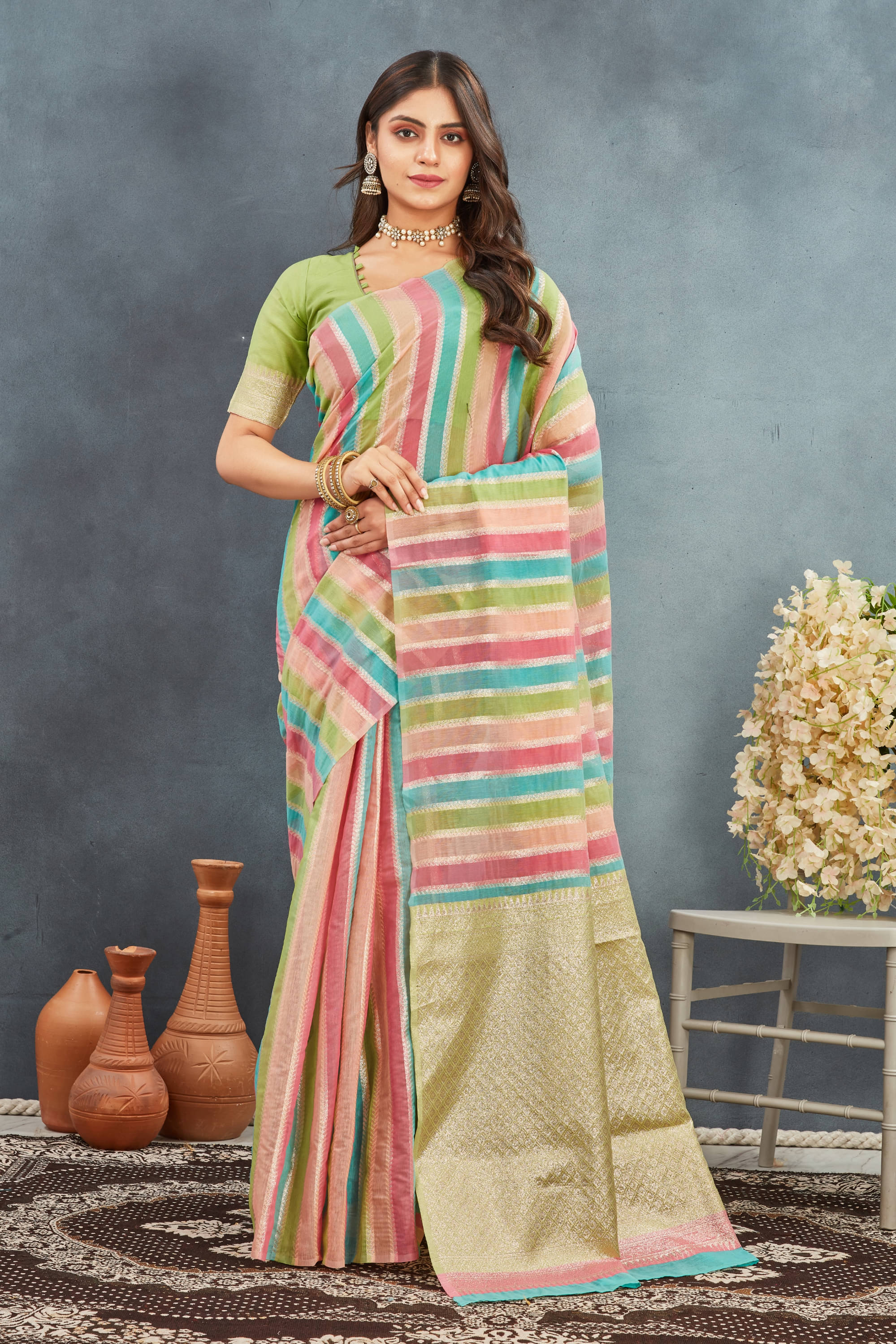 KIVERA Silk Blend Woven Design Banarasi saree With Unstitched Blouse Piece ( Light Green ) KIVERA Silk Blend Woven Design Banarasi saree With Unstitched Blouse Piece ( Light Green )