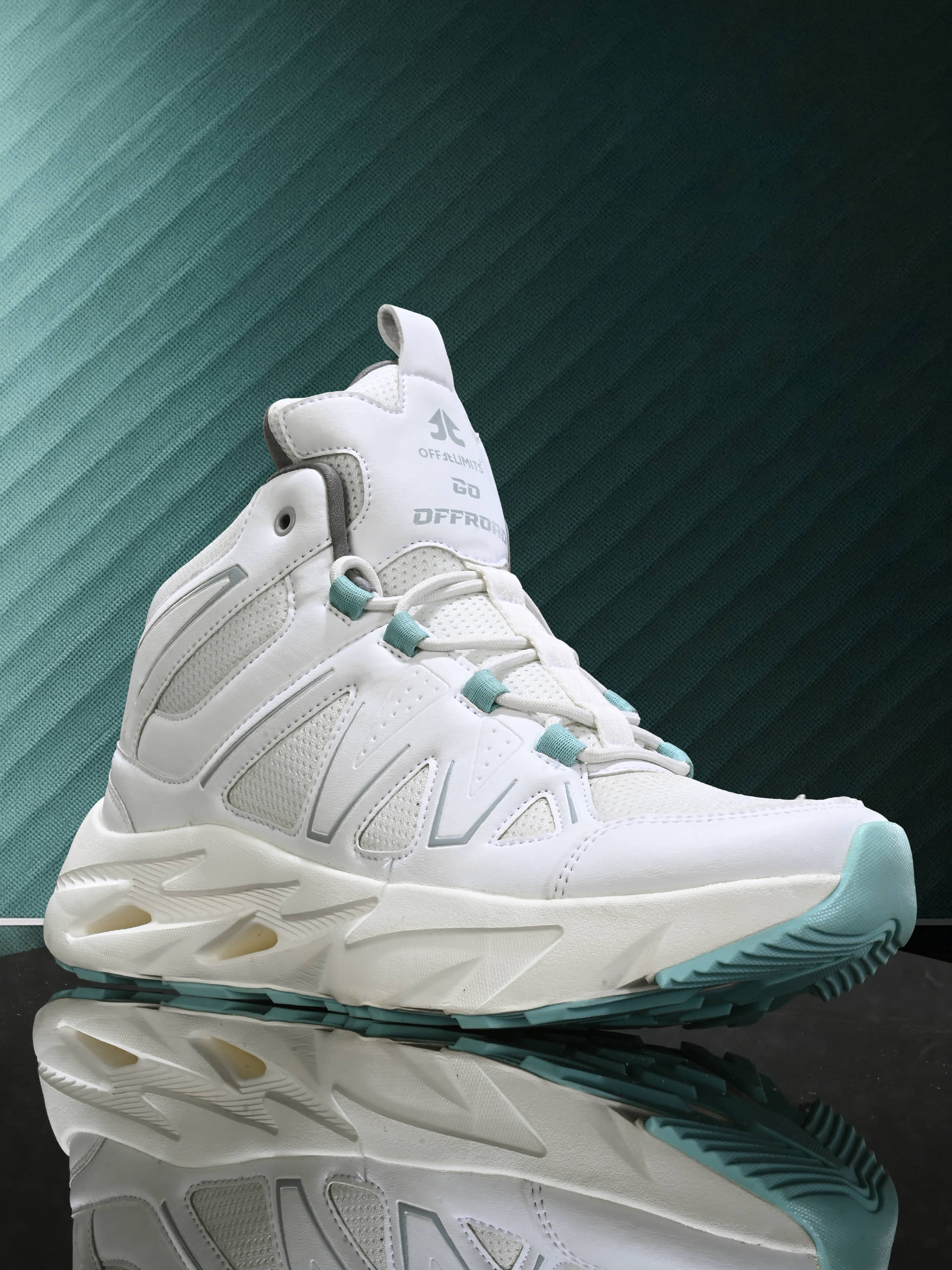 OFF LIMITS TRAIL BLAZER White Hiking Shoes