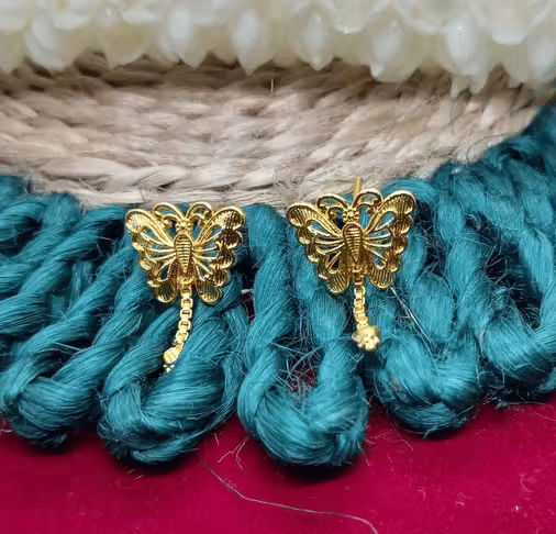     			BS JEWEL Golden Copper Necklace Set ( Pack of 1 )