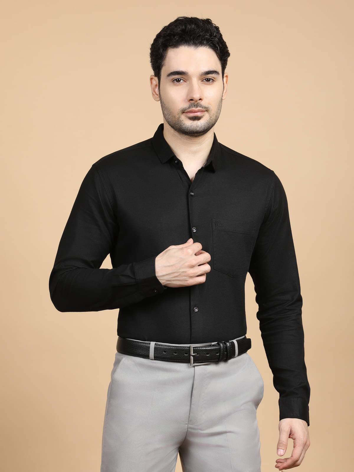     			Kuons Avenue Cotton Regular Fit Full Sleeves Men's Formal Shirt - Black ( Pack of 1 )