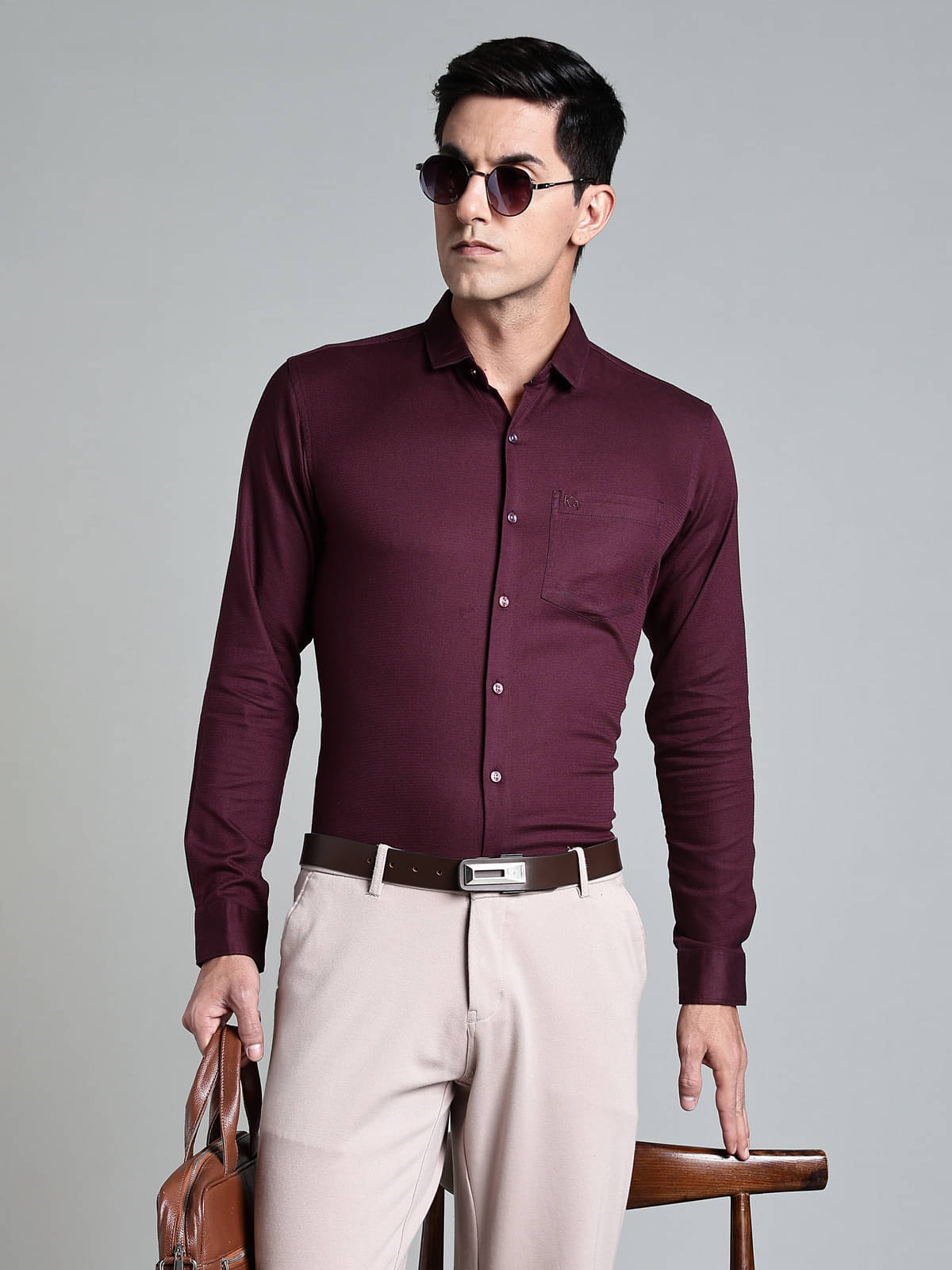 Kuons Avenue Cotton Regular Fit Full Sleeves Men's Formal Shirt - Wine ( Pack of 1 ) Kuons Avenue Cotton Regular Fit Full Sleeves Men's Formal Shirt - Wine ( Pack of 1 )