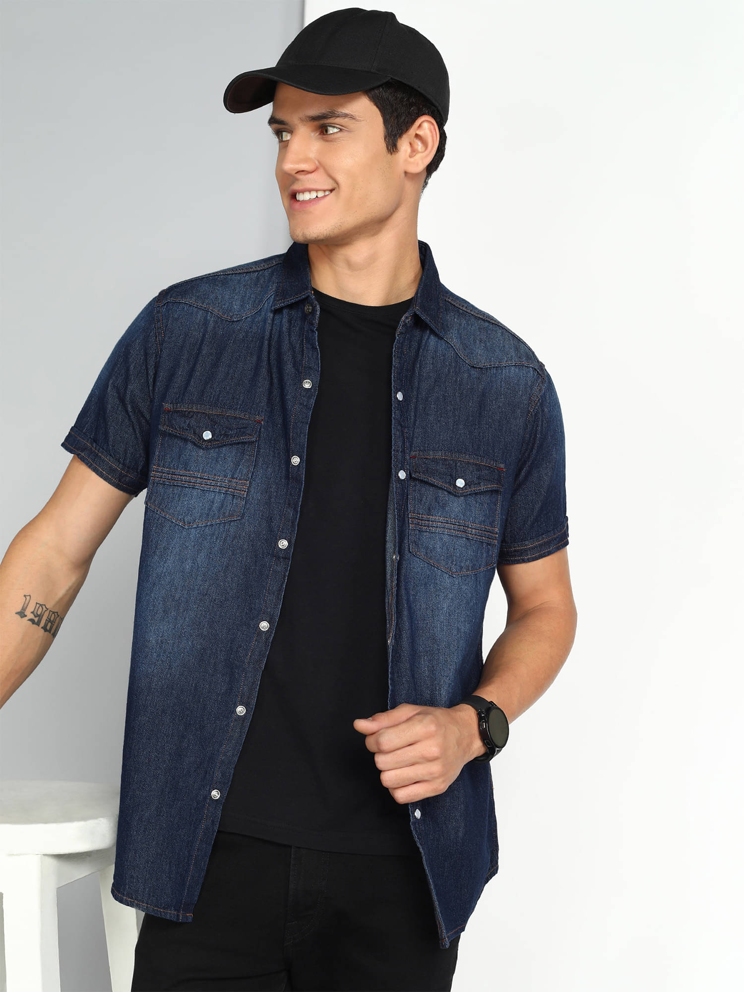     			Kuons Avenue Denim Regular Fit Solids Half Sleeves Men's Casual Shirt - Indigo ( Pack of 1 )