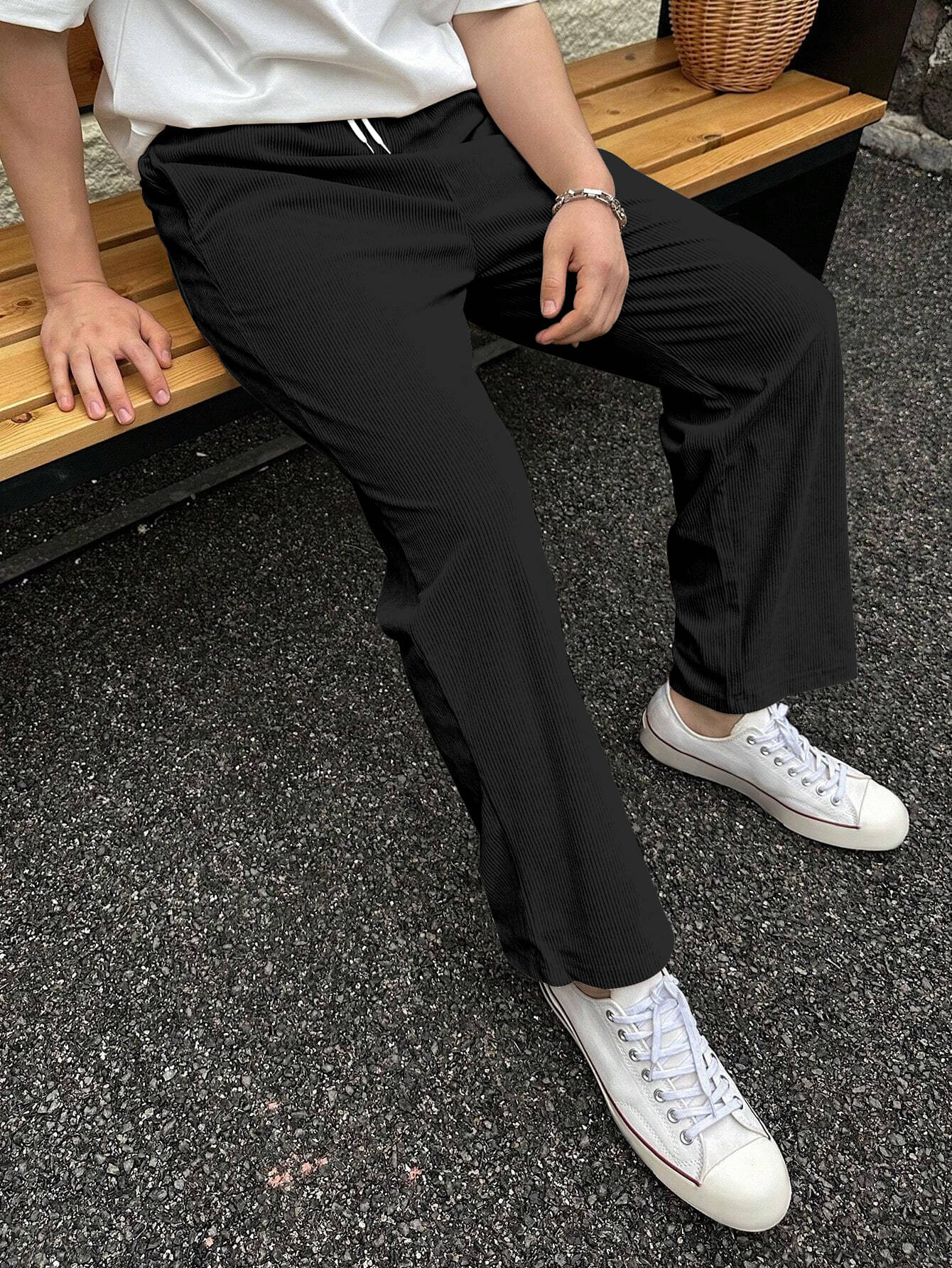     			COMBRAIDED Loose Men's Trouser - Black ( Pack of 1 )