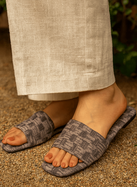     			GLOGLAMP Gray Women's Slip On Heels