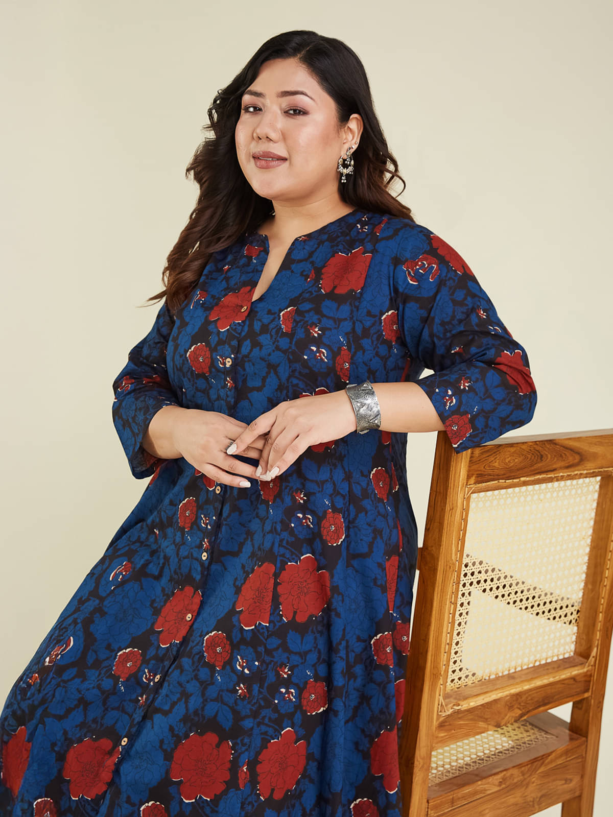 Janasya Women Cotton Printed A-line Kurti With Pants ( Navy Blue )     			Janasya Women Cotton Printed A-line Kurti With Pants ( Navy Blue )