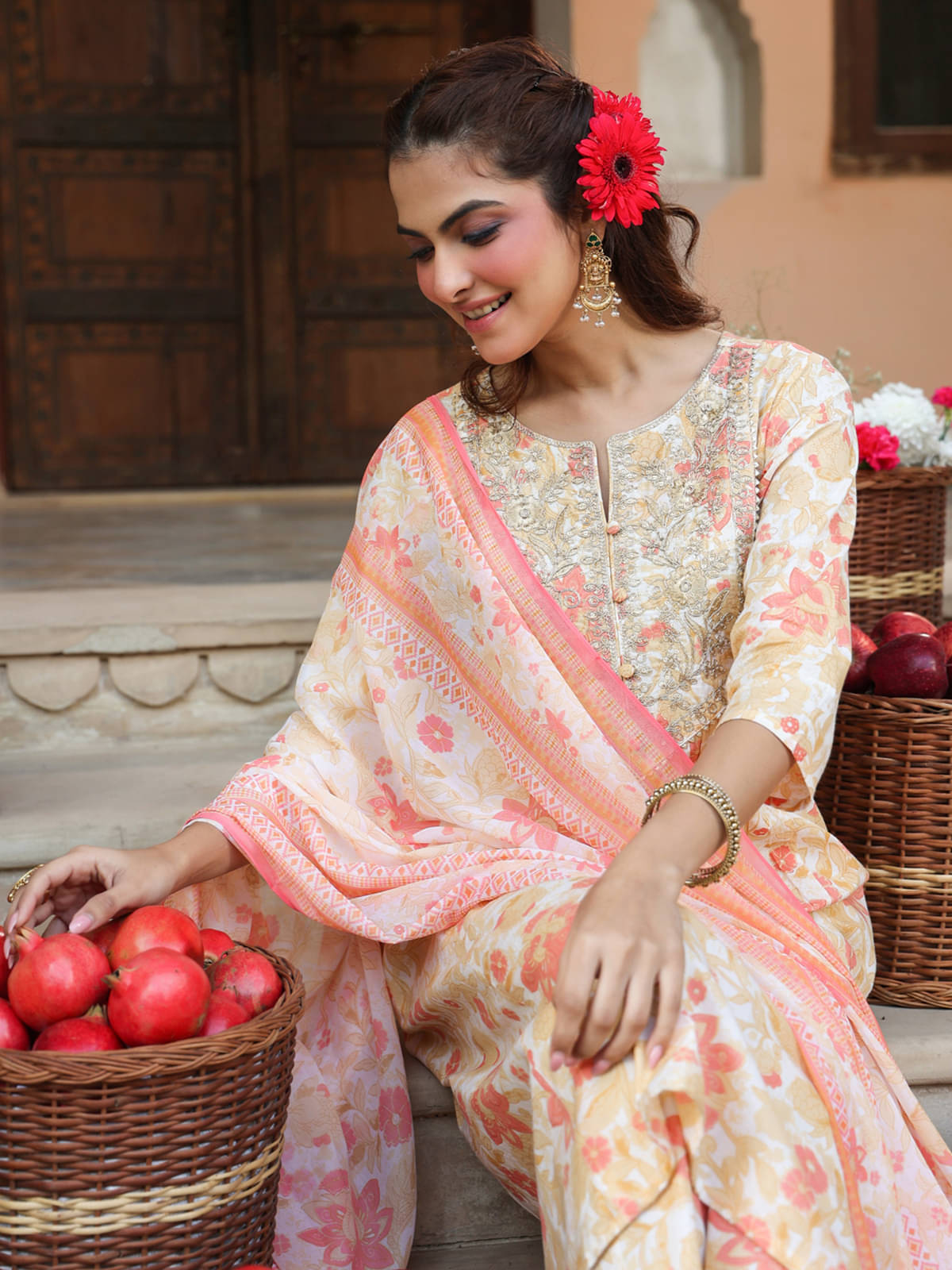 Janasya Women Cotton Printed A-line Kurti With Pants ( Cream ) Janasya Women Cotton Printed A-line Kurti With Pants ( Cream )