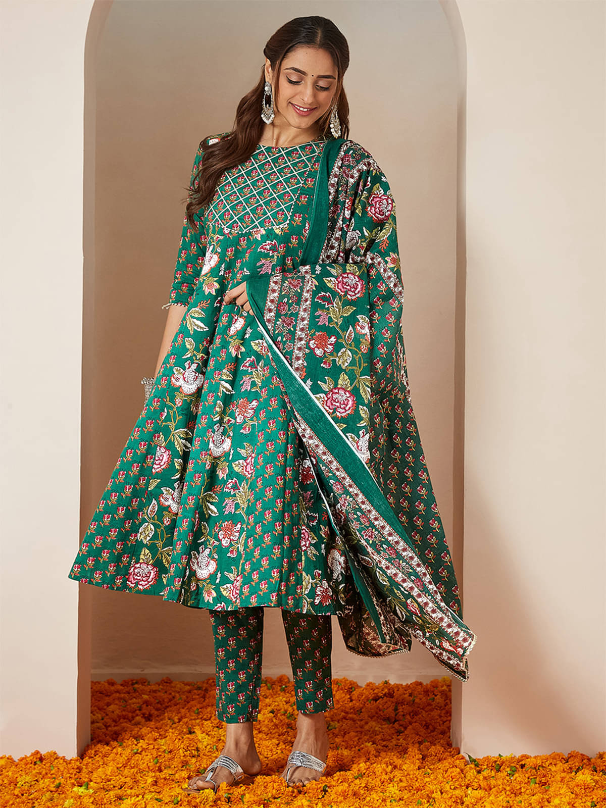 Janasya Women Cotton Printed Anarkali Kurti With Pants ( Green ) Janasya Women Cotton Printed Anarkali Kurti With Pants ( Green )