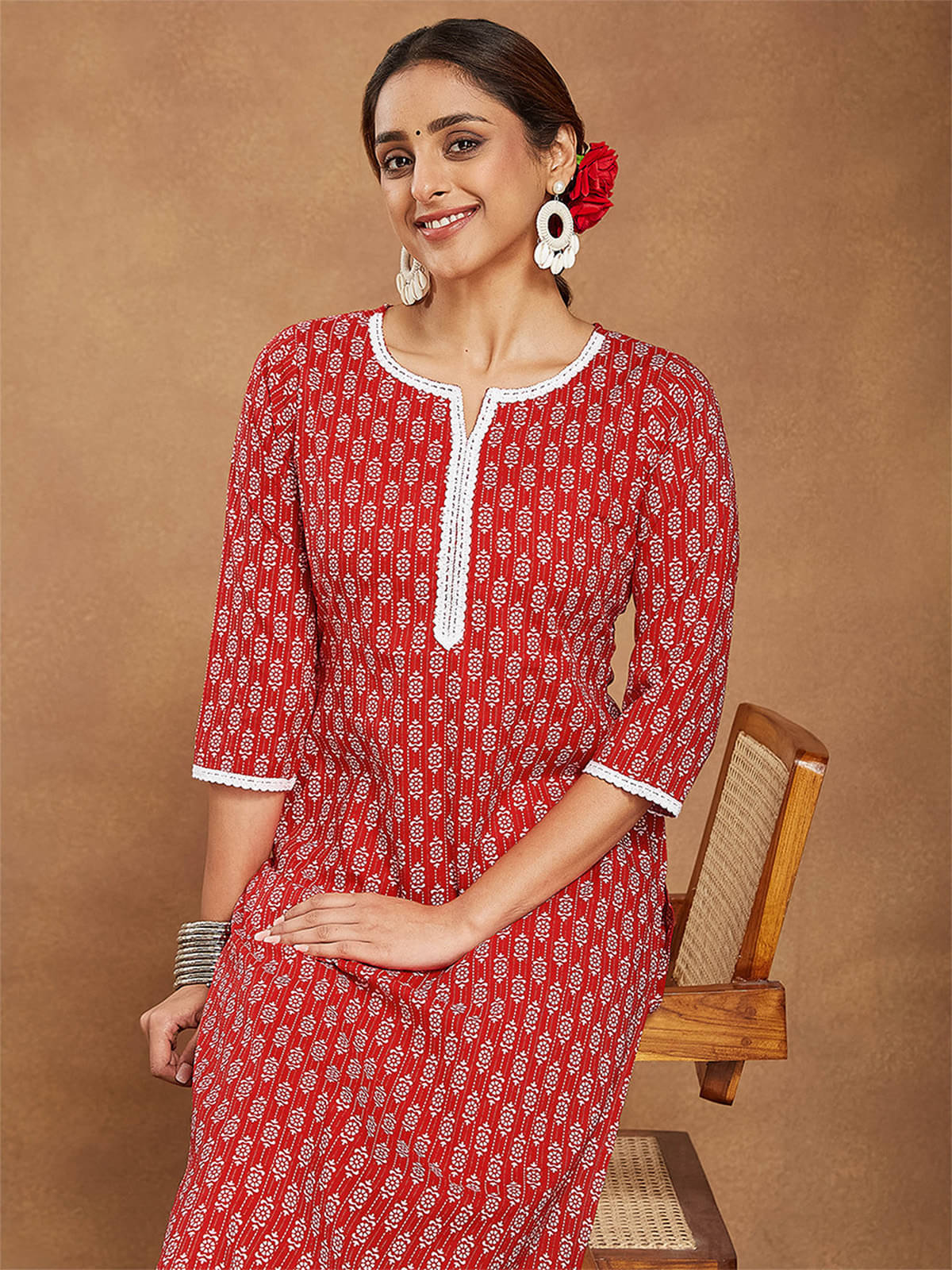 Janasya Women Cotton Printed Straight Kurti With Pants ( Red ) Janasya Women Cotton Printed Straight Kurti With Pants ( Red )