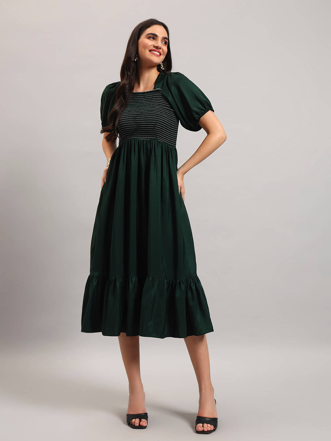     			RAIYANI FASHION Women Crepe Solid Fit & Flare Dress ( Green )