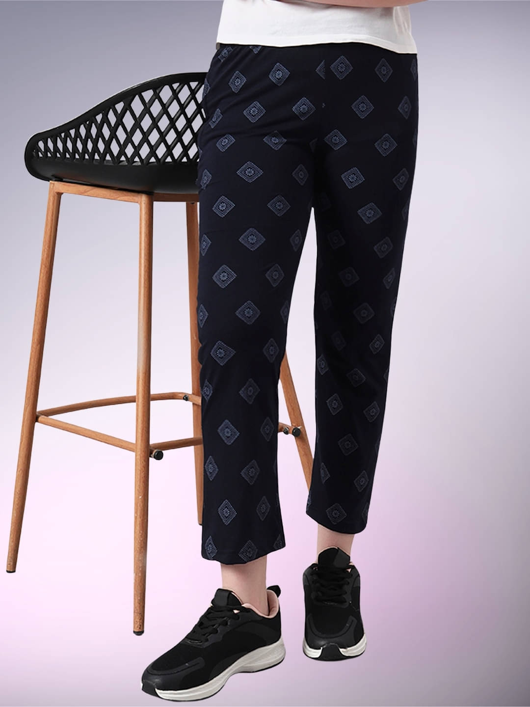     			SWEETTOUCHMJO Women Cotton Blend Casual Trousers ( Navy Blue )