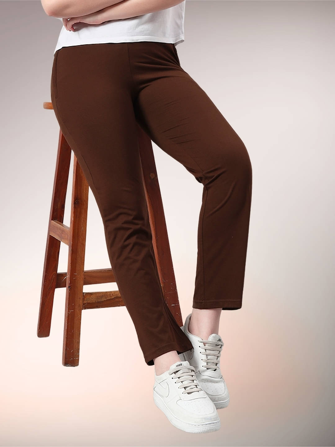     			SWEETTOUCHMJO Women Cotton Blend Casual Trousers ( Brown )