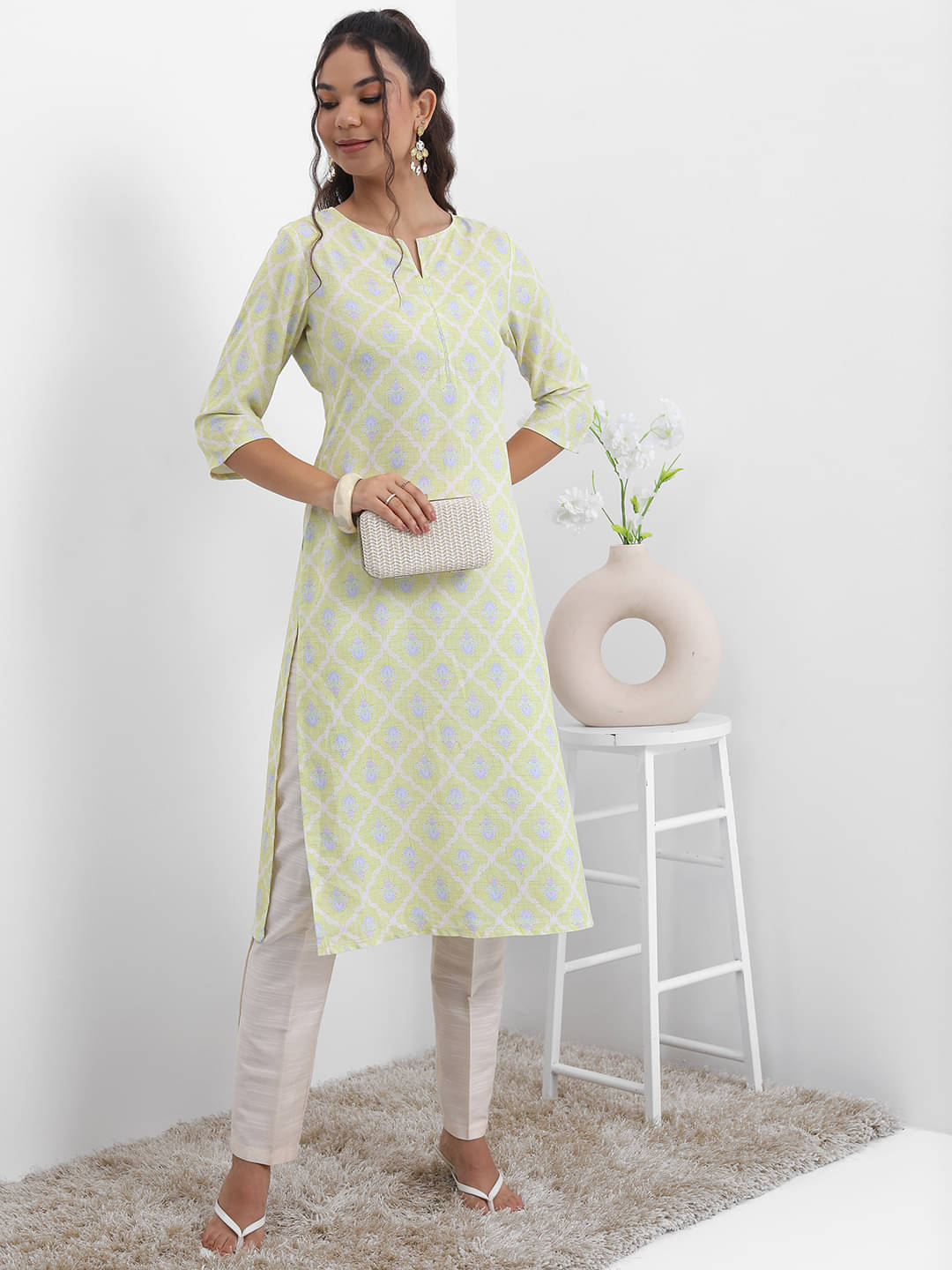     			Vishudh Women Polyester Printed Straight Kurti ( Lime Green )