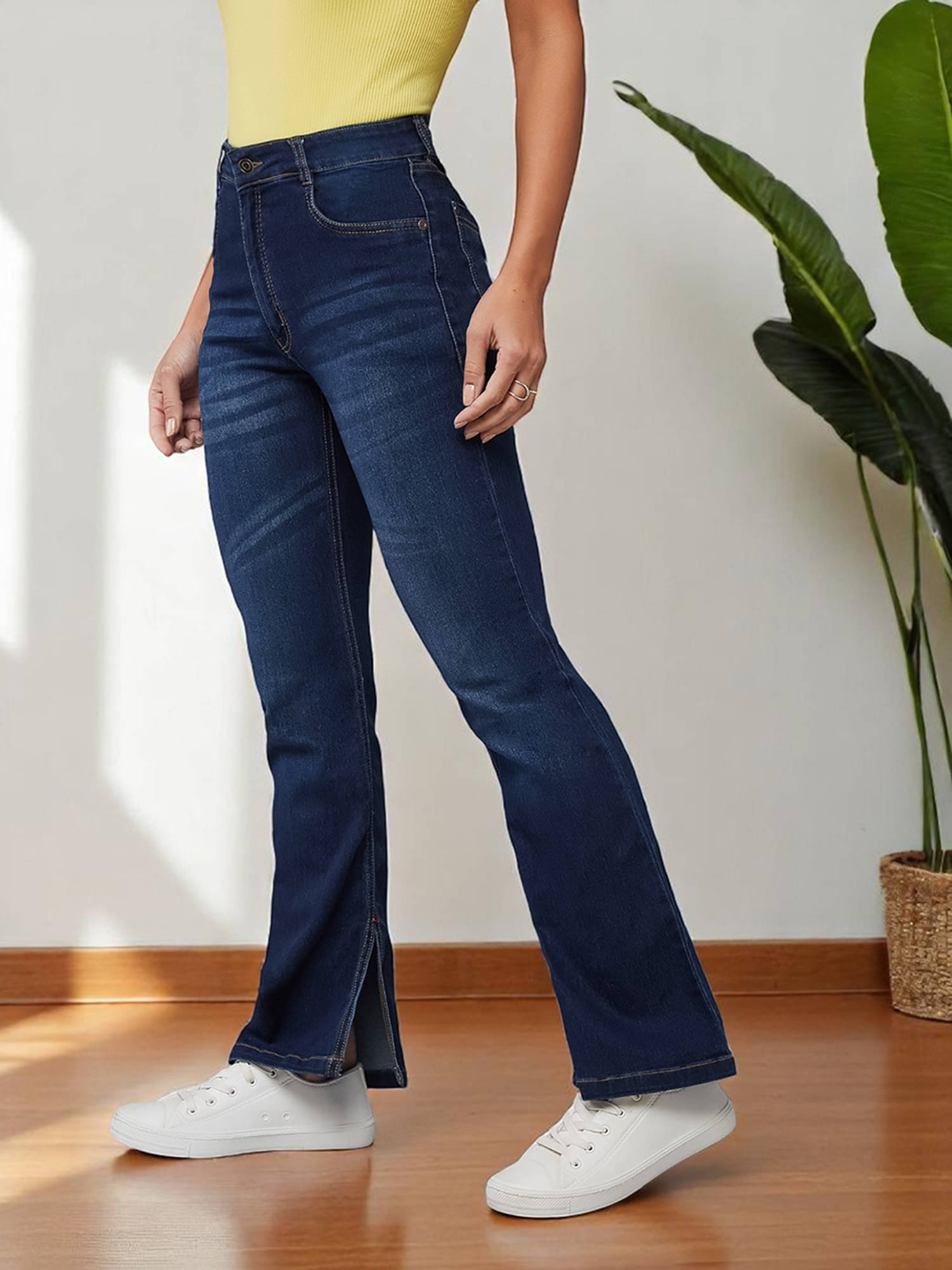     			Dolce Crudo Women's Bootcut Mid-Rise Jeans ( Blue )