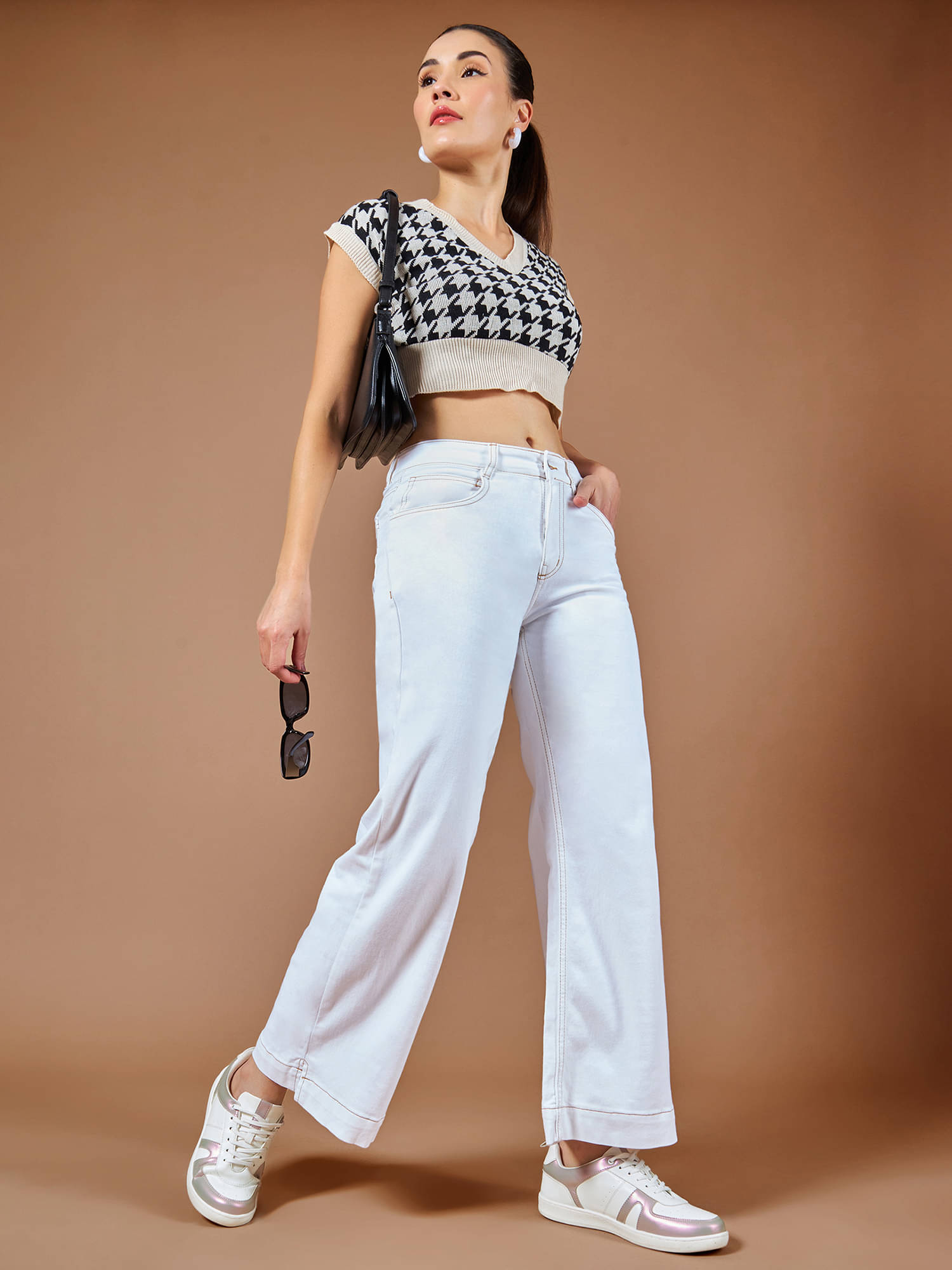     			Dolce Crudo Women's Flared Mid-Rise Jeans ( White )