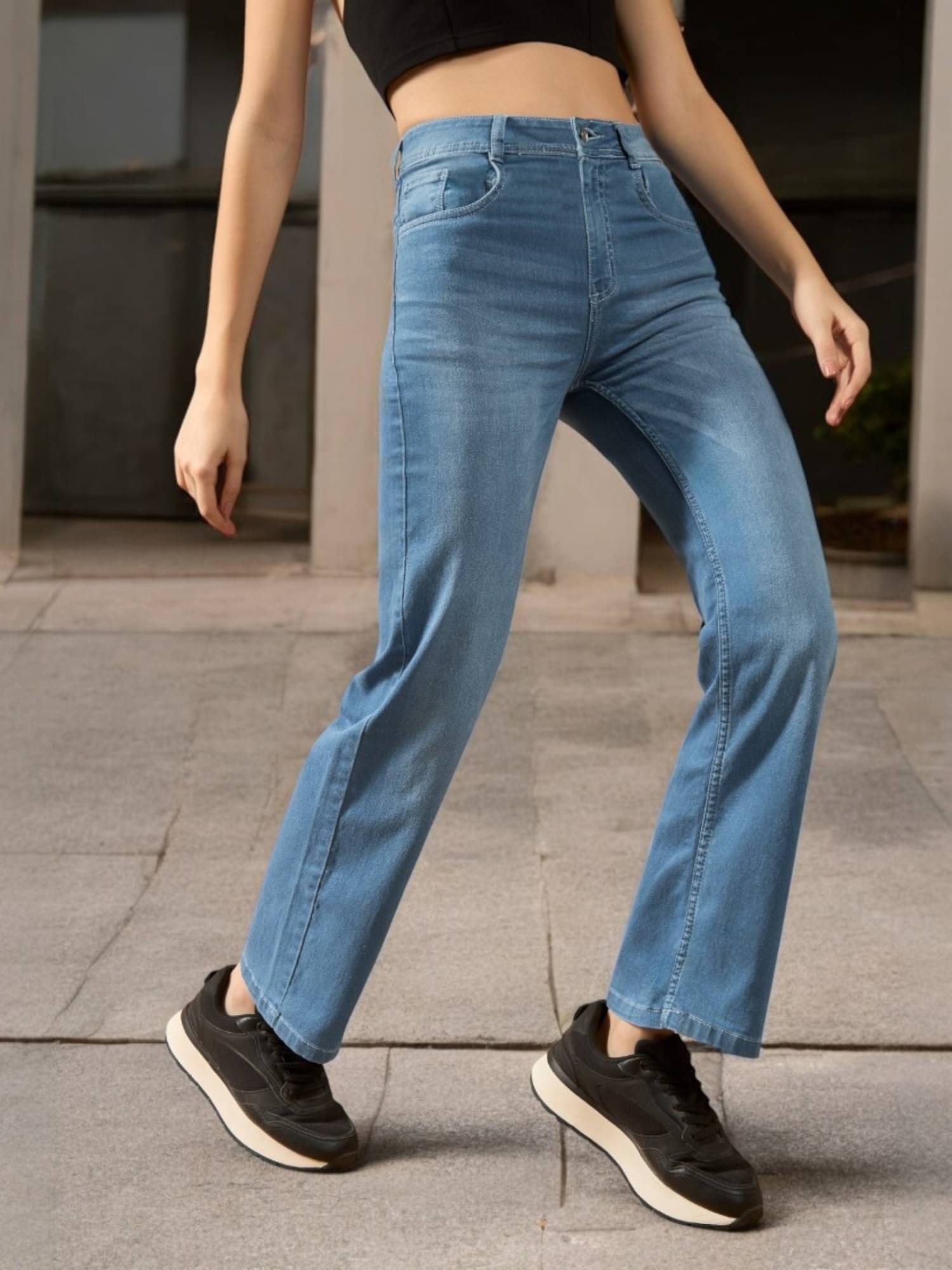     			Dolce Crudo Women's Wide Leg Mid-Rise Jeans ( Light Blue )