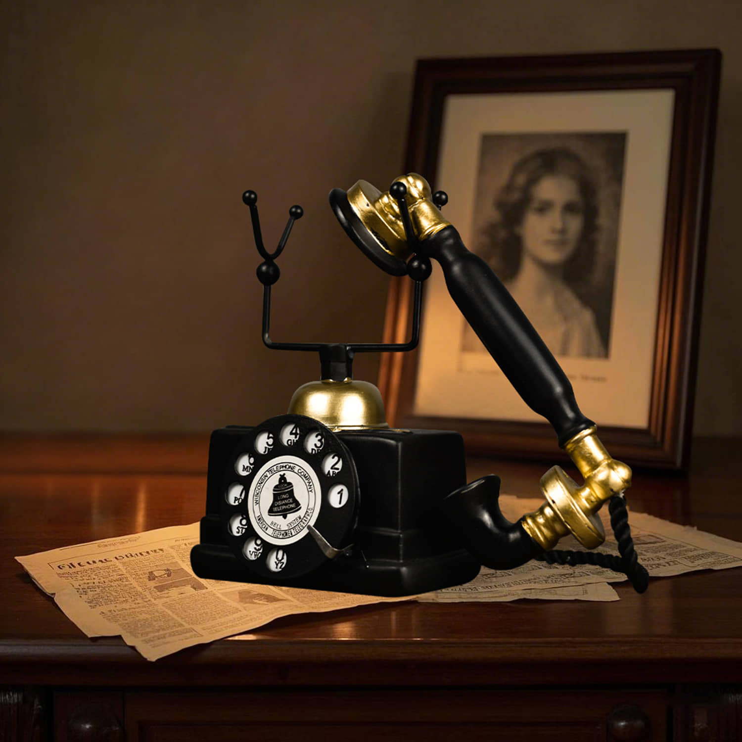 Flenzy Pack Of 1 Charming European Retro Resin Telephone