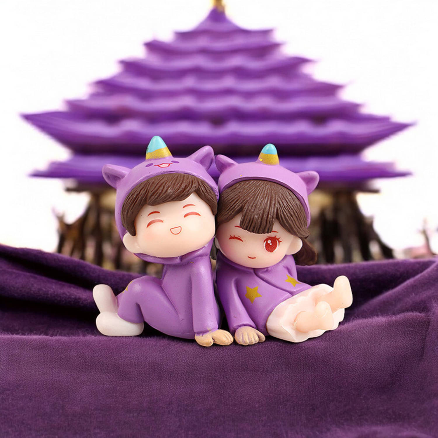 Gopalvilla Pack Of 1 Purple Couple Mini Figurine Miniature Showpiece Gopalvilla Pack Of 1 Purple Couple Mini Figurine Miniature Showpiece