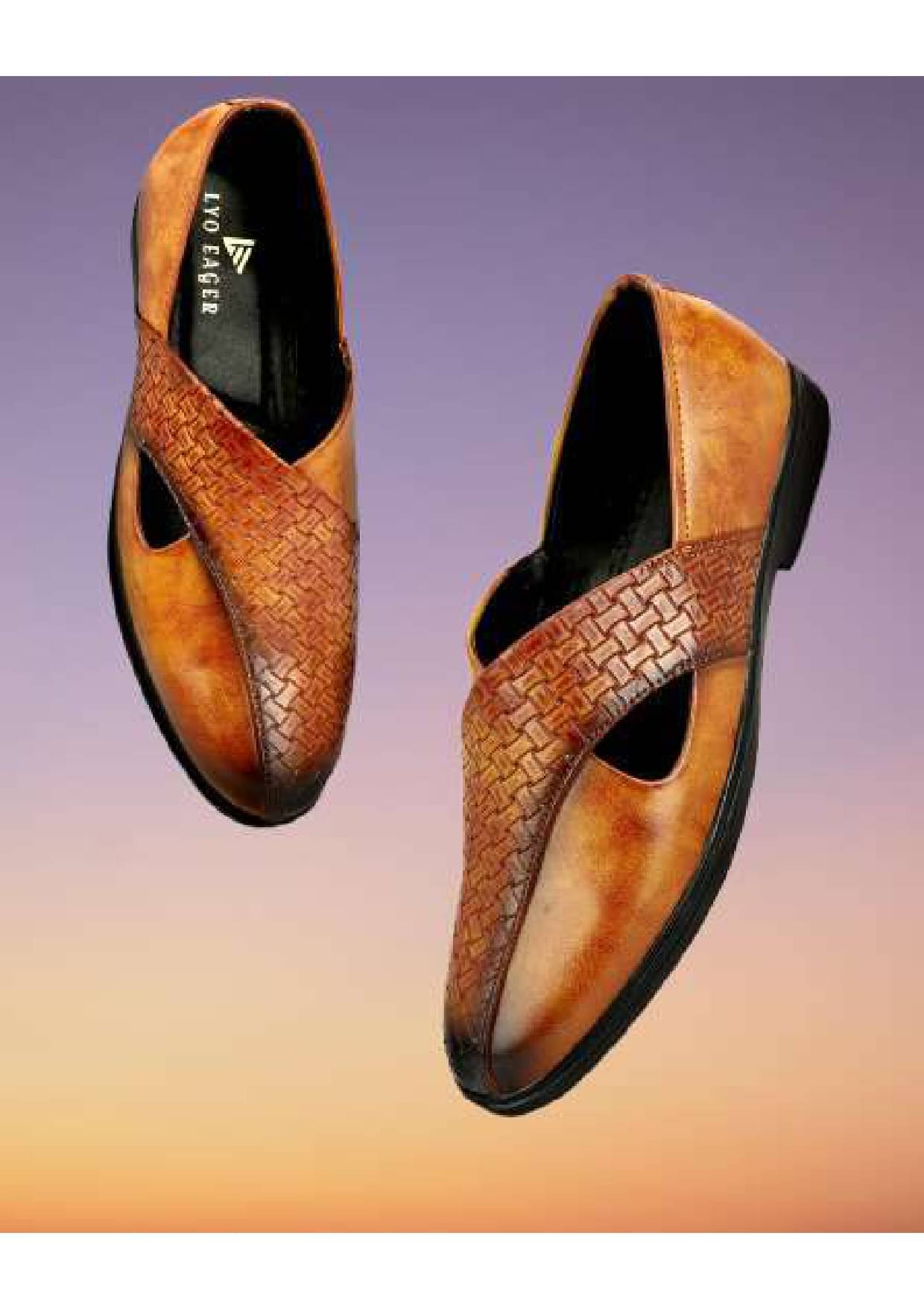     			LYO EAGER - Tan Men's Sandals