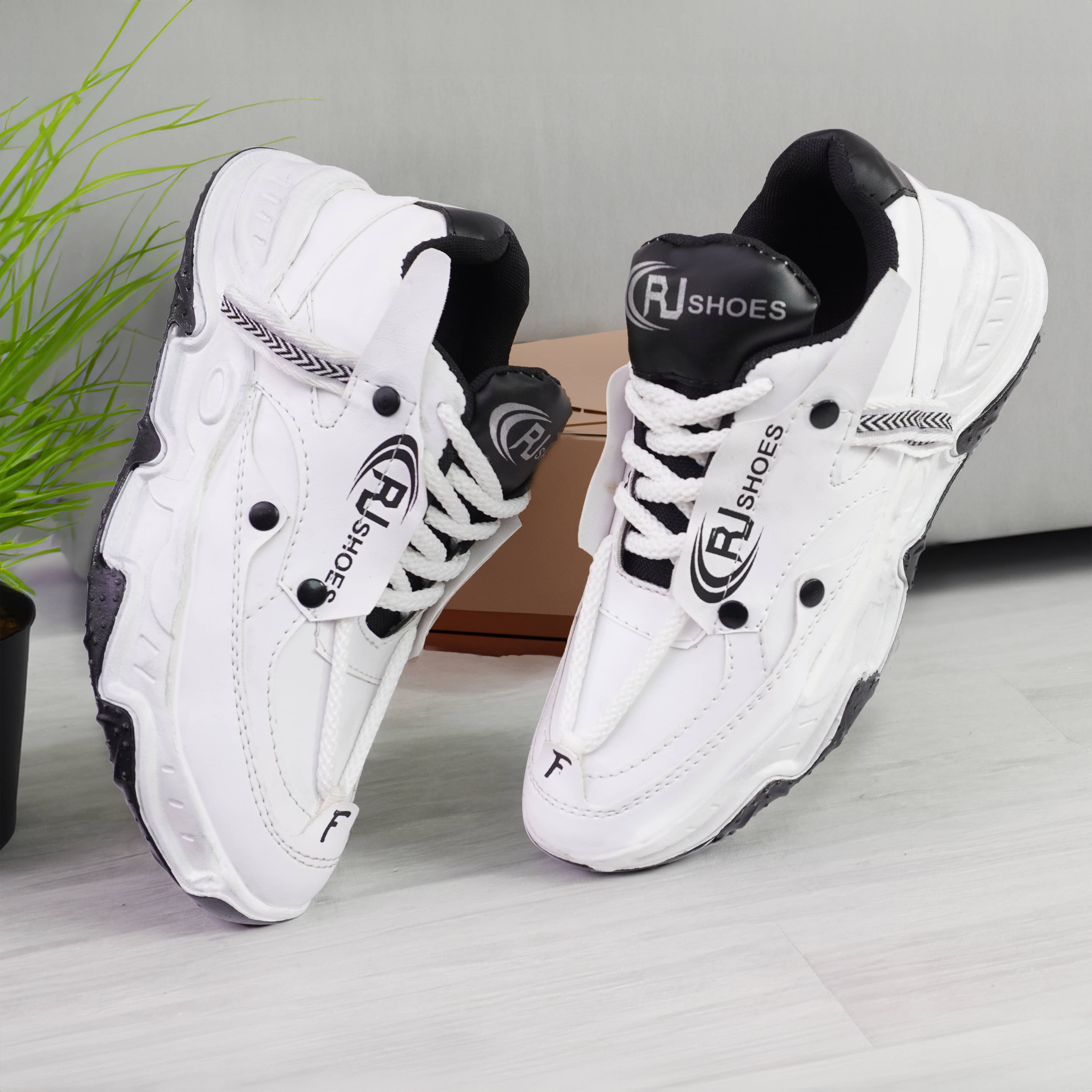 RU SHOES Training & Gym Shoes White Men's Sports Running Shoes RU SHOES Training & Gym Shoes White Men's Sports Running Shoes