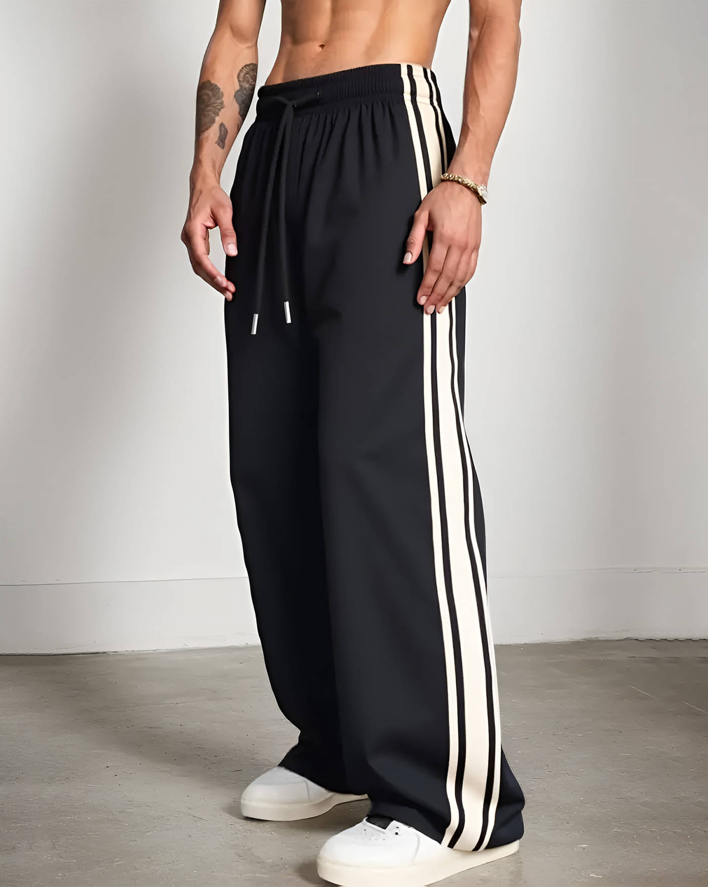     			AUSK Black Polyester Men's Trackpants ( Pack of 1 )