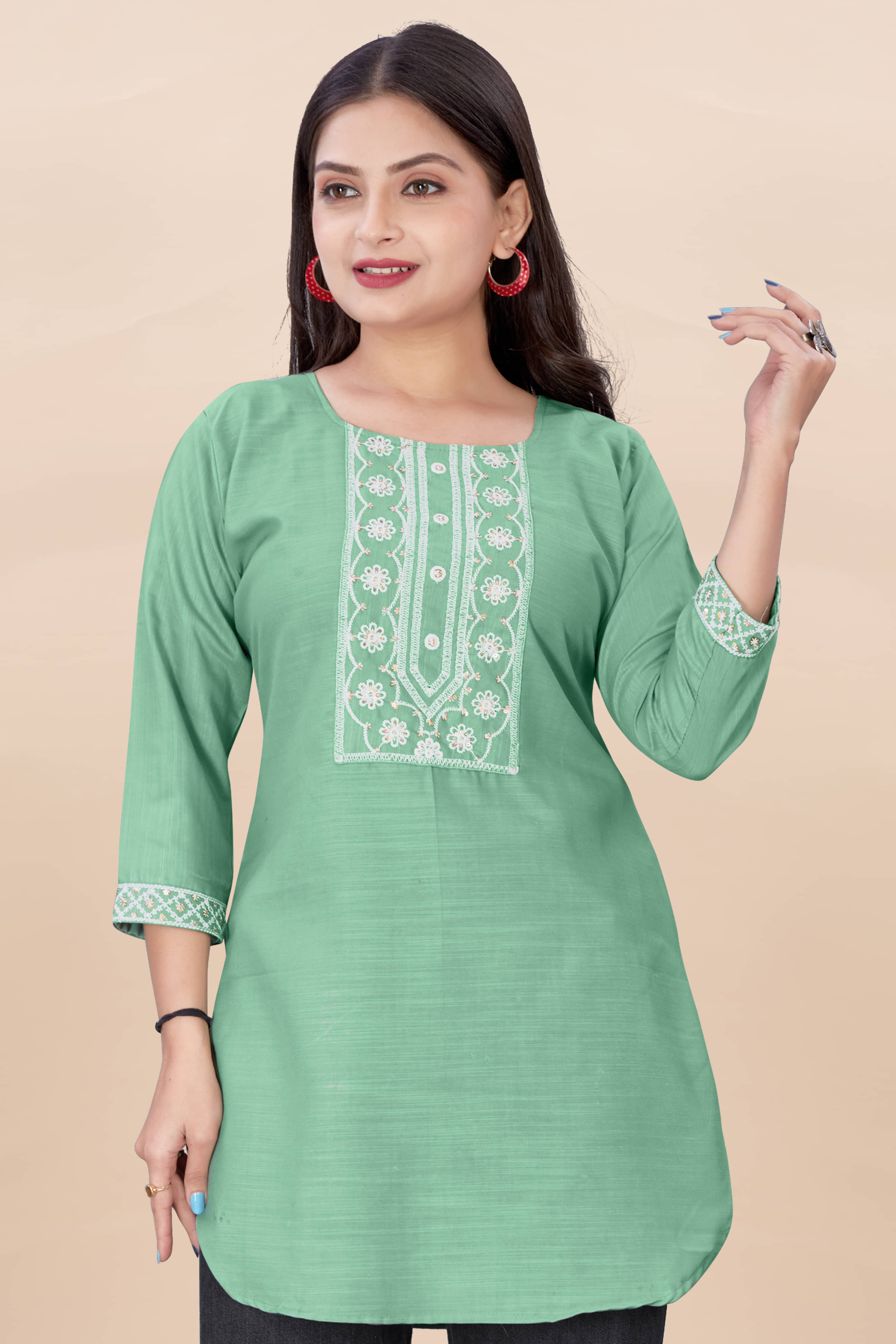     			DHANSHREE TEX Women Viscose Rayon Solid Straight Kurti ( Pink )