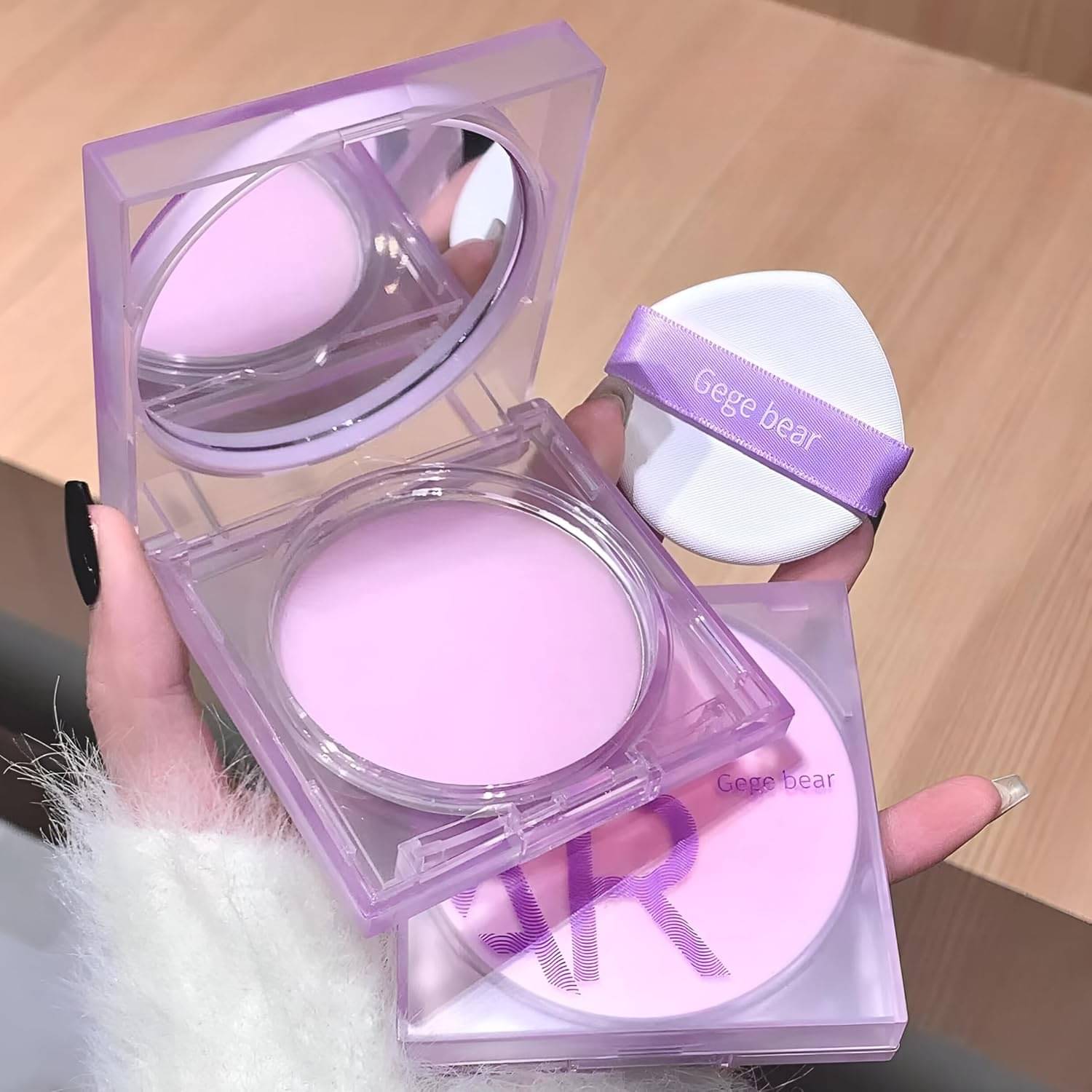     			GEGE BEAR Setting Powder Translucent Light SPF 35 50 g