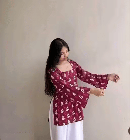     			GENERIC DARSHI ENTERPRISES Women Rayon Printed Straight Kurti ( Maroon )
