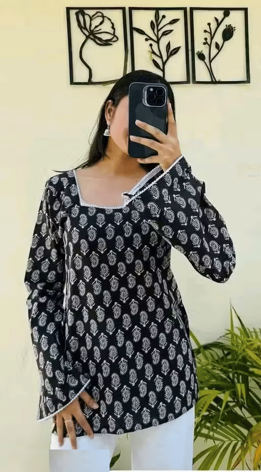     			GENERIC DARSHI ENTERPRISES Women Rayon Printed Straight Kurti ( Black )